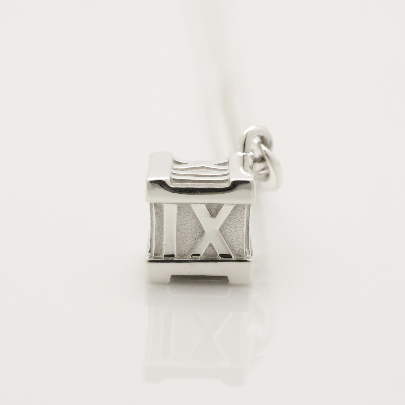 Authentic Tiffany & Co. Atlas Cube Pendant Necklace 16.8″ Silver 925 w/Pouch