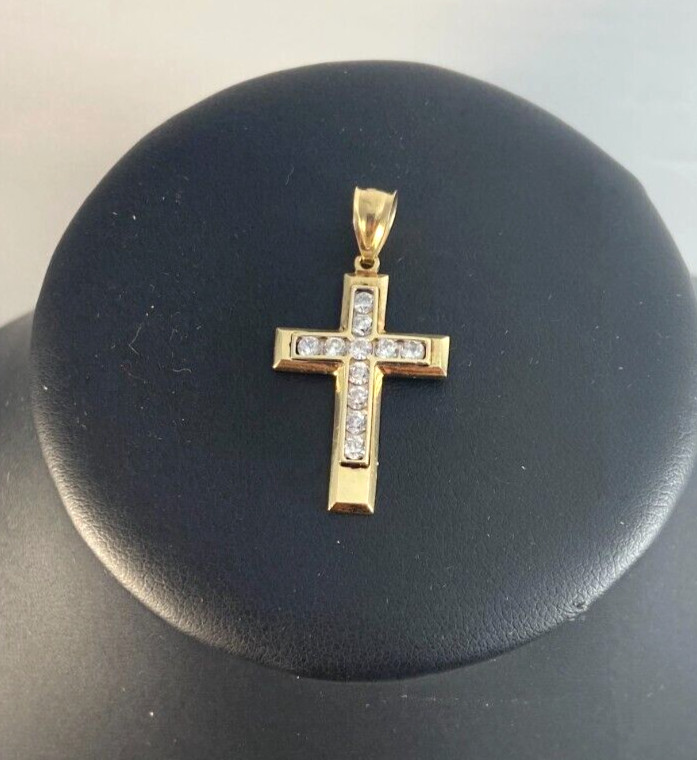 Gold Cross Solid 10Kt | 2.40 Grams | Polish Finish | 1.50 x 0.75 in