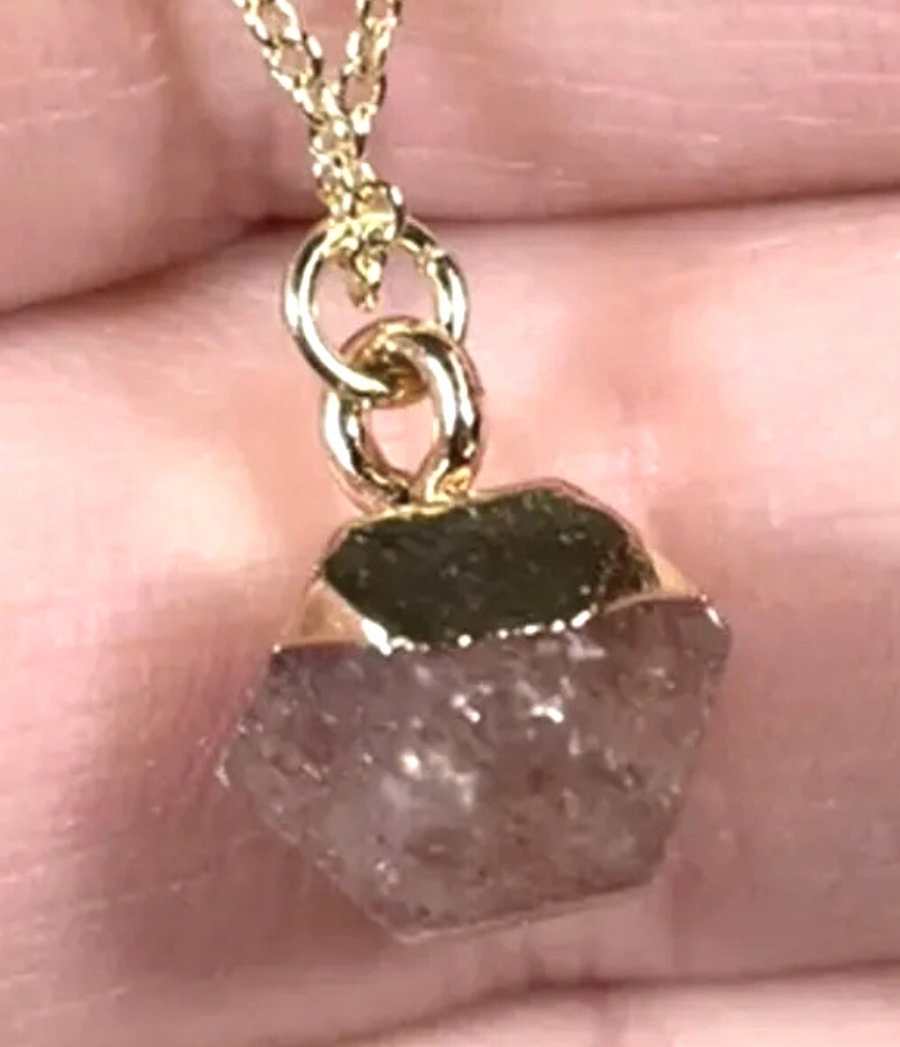 Rose pink quartz gemstone pendant necklace 14K GP yellow Gold chain 16-18