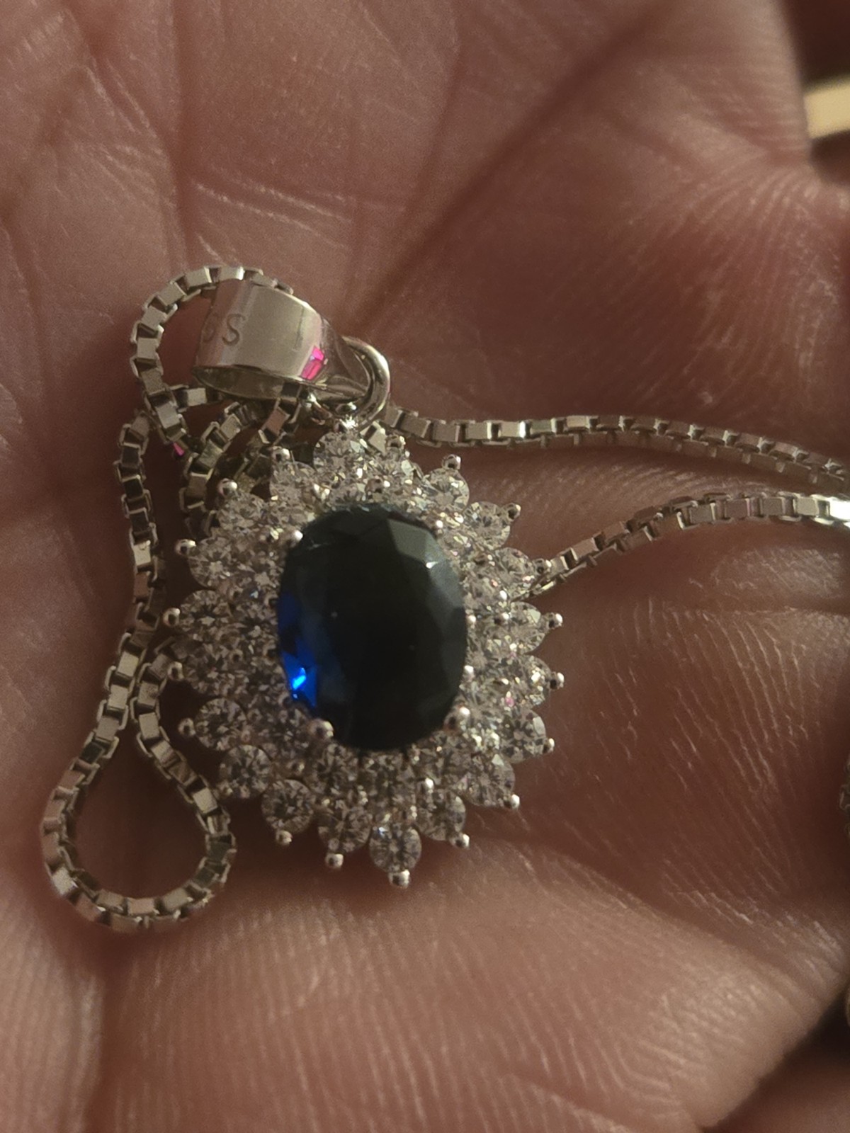 925 Sterling Silver Oval Blue Sapphire Halo Pendant Necklace Box Chain
