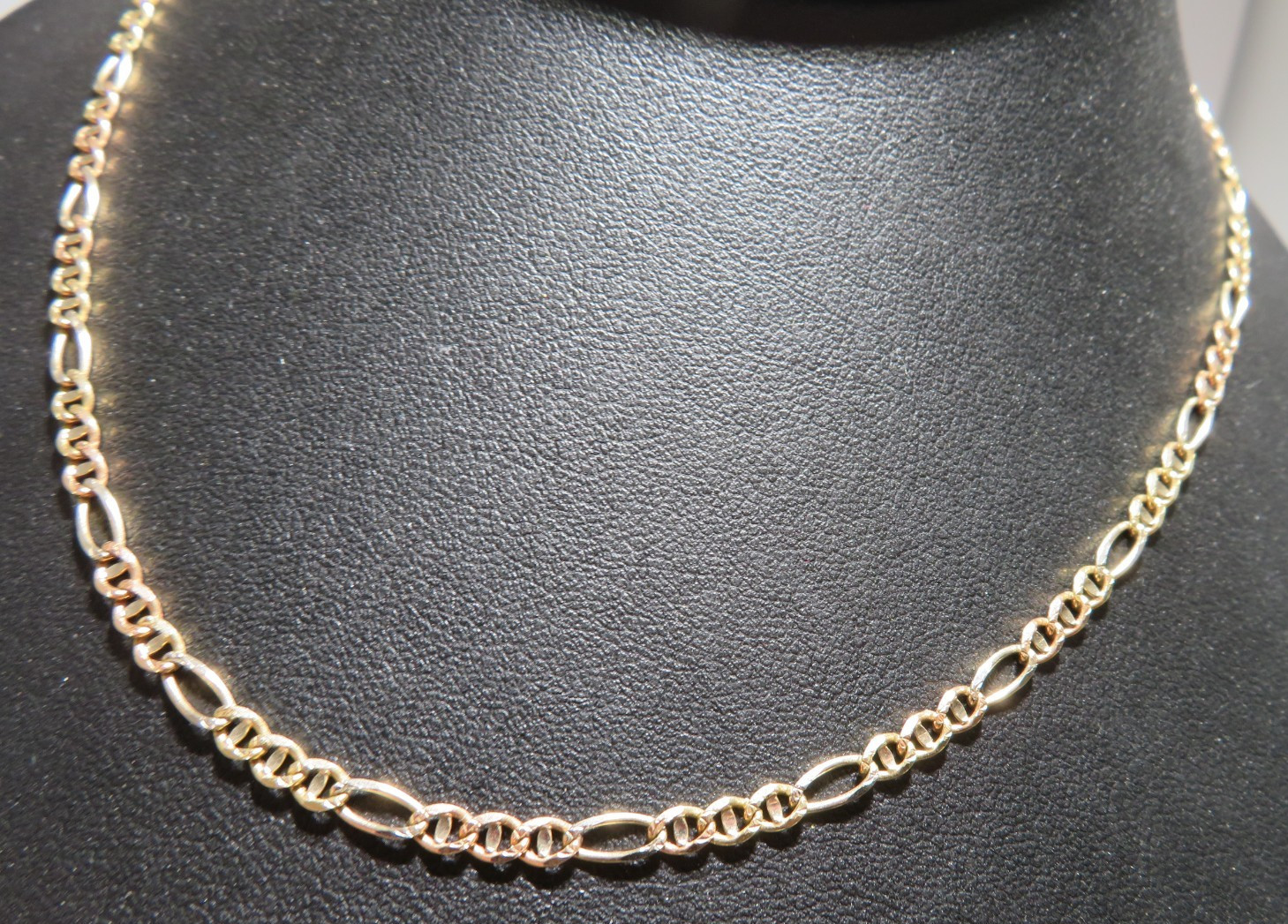 14K TRI-COLOR FIGARUCCI CHAIN 20″ LONG 3.34 MM WIDE 8.31 grams (A22156-1)
