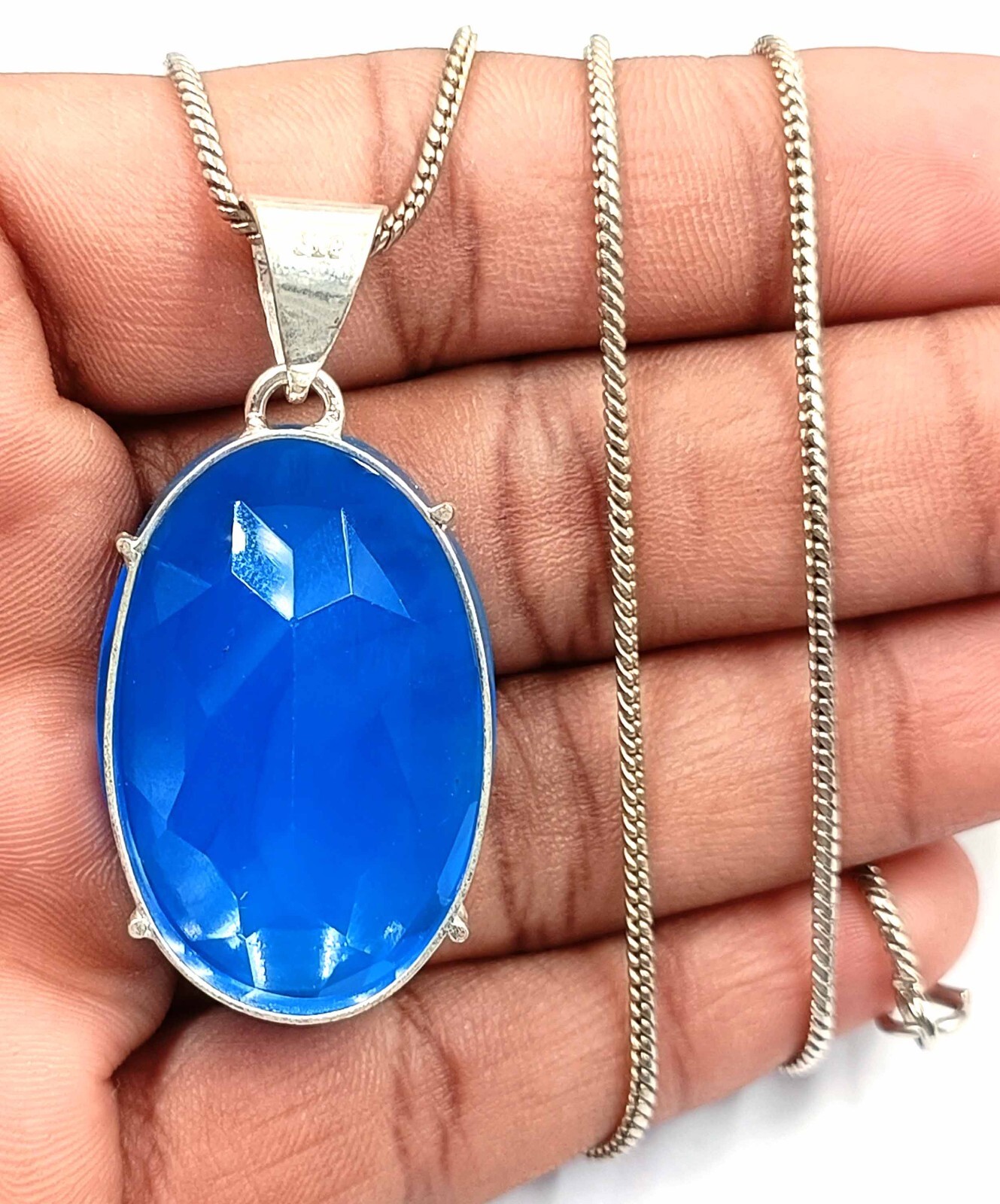 52 CT OVAL CUT BLUE SAPPHIRE GEM PENDANT WITH FREE SILVER CHAIN 925 STERLING AKT