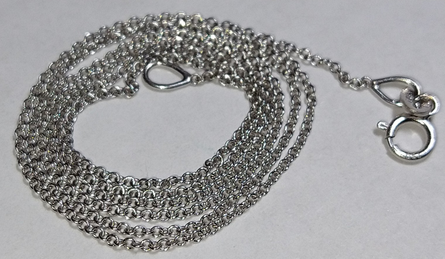 Solid 18k white gold dainty 0.65mm chain necklace 1.24 grams – 16″