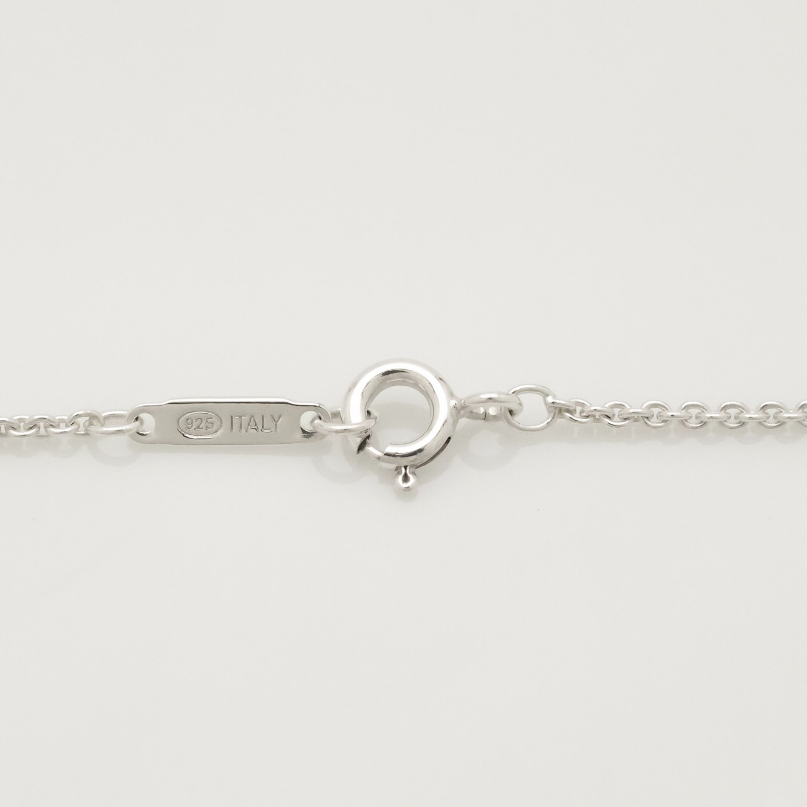 Authentic Tiffany & Co. Atlas Cube Pendant Necklace 16.8″ Silver 925 w/Pouch