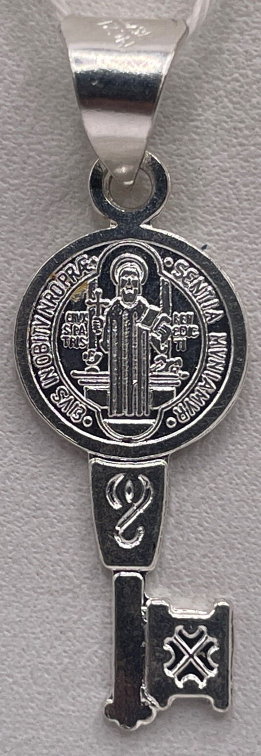 Sterling Silver Saint Benedict Key Small Mexico Pendant (1.51g)