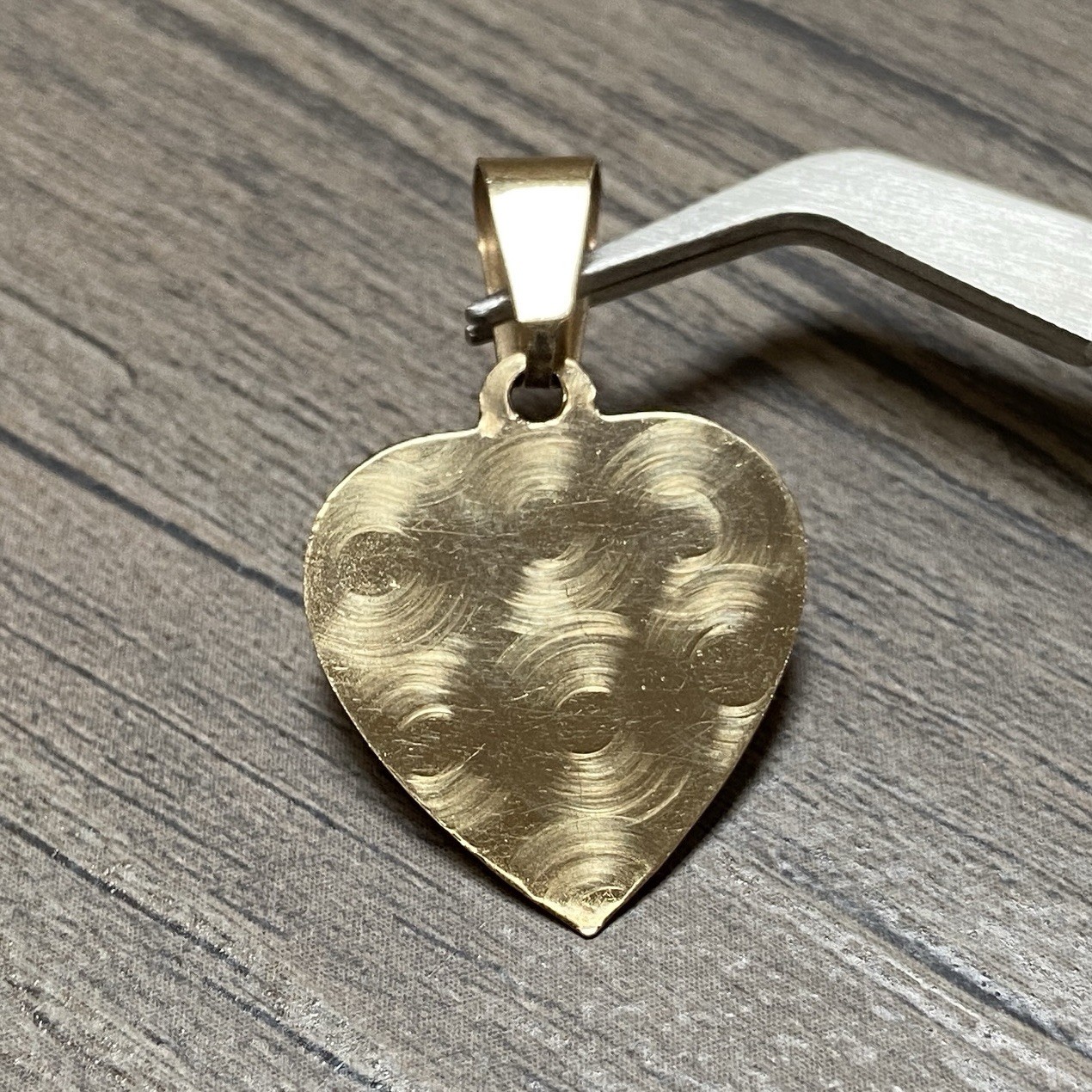 10K Yellow Gold Pendant Diamond Cut Heart Starburst Swirl Motif Dainty 417 1.25g