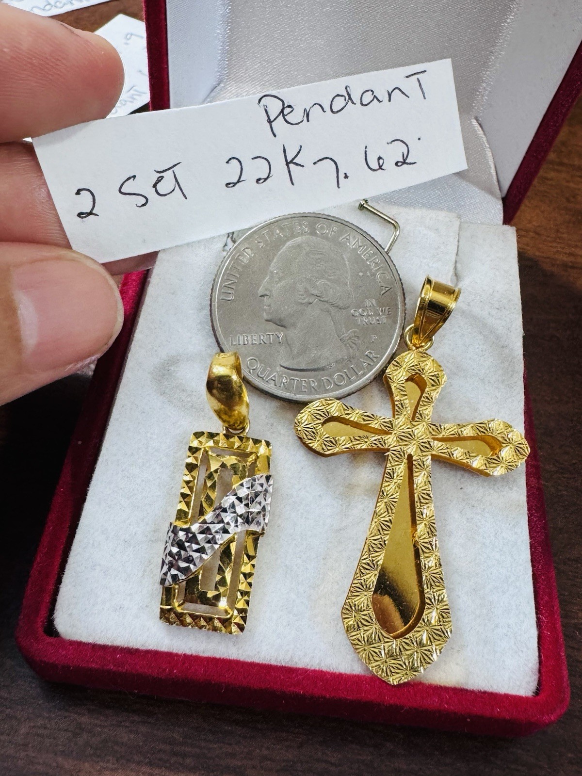 22K 916 22C Real Gold Two Set of Pendant 1 x Rectangle & 1x Cross 7.6g