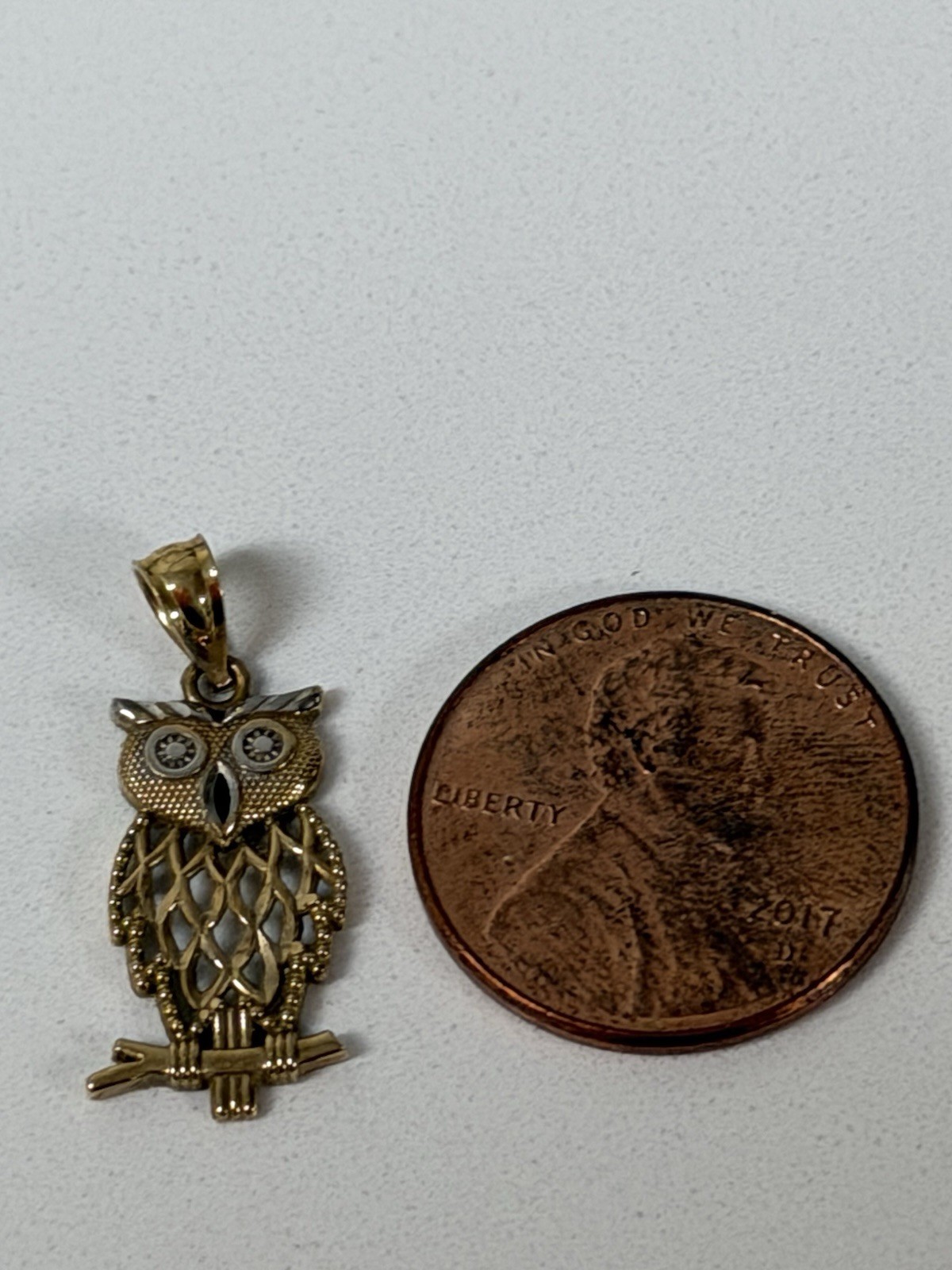 Cute Vintage 10k Two-Tone Yellow White Gold Openwork Owl Pendant