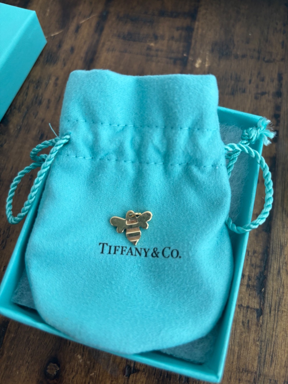 Tiffany & Co 18k Yellow Gold Honey Bee Charm – Small – in original box