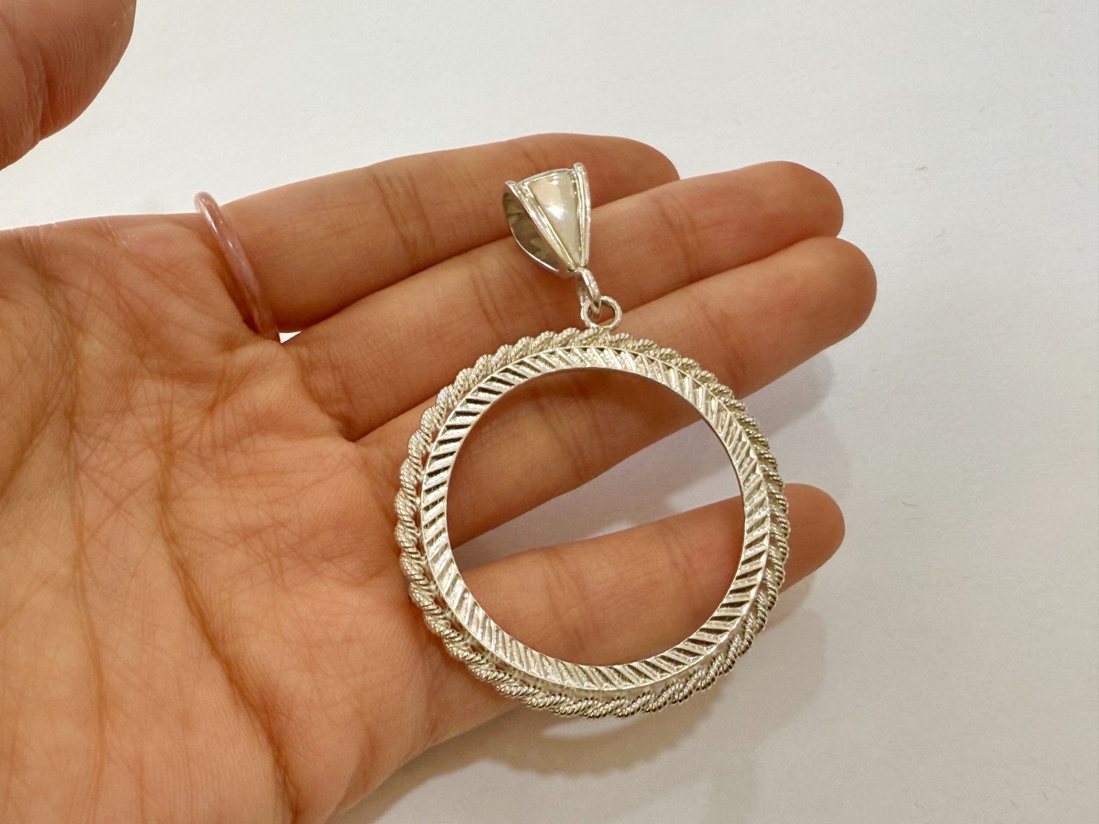 Sterling Silver Bezel Rope Edge Onza Plata Liberted for 36mm Coins