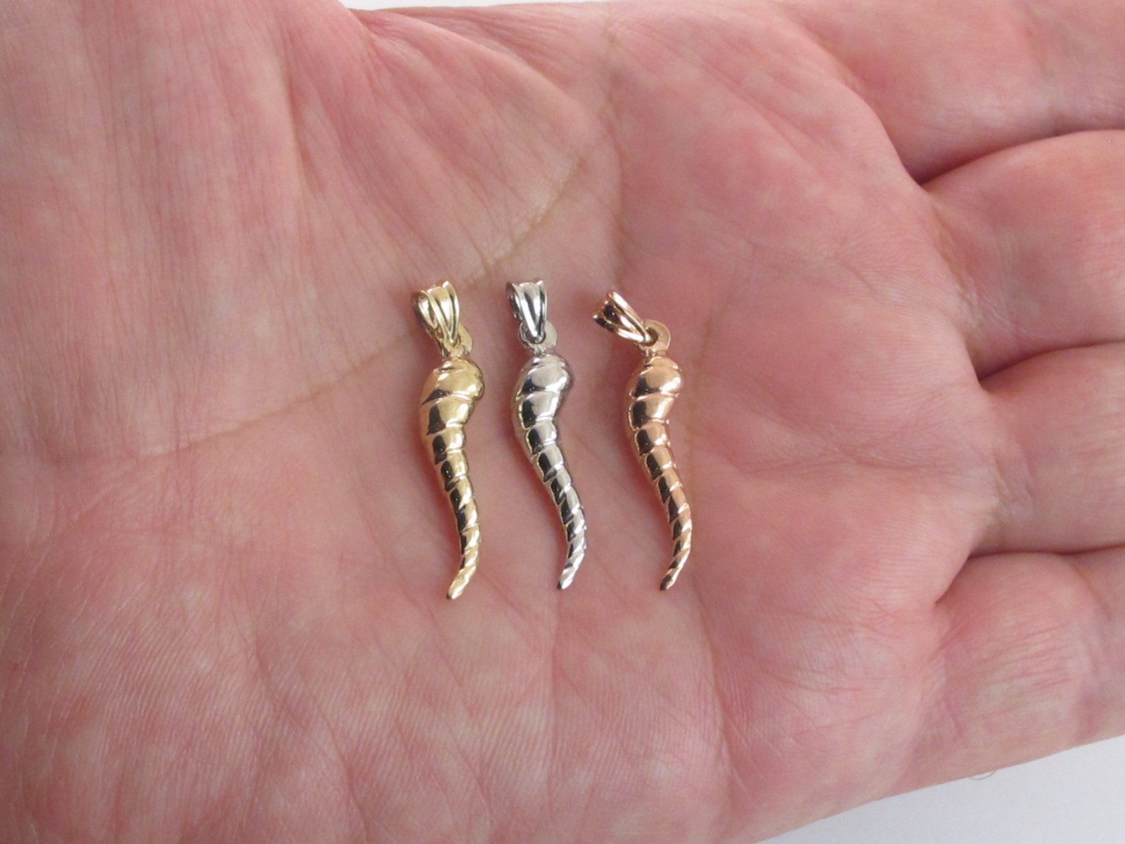 14k Solid Gold Italian Horn Pendant Available In Yellow White And Rose Gold