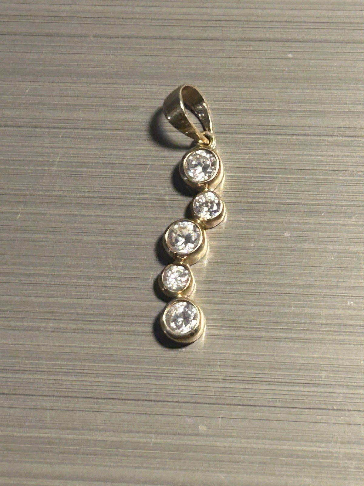 Solid 10k Gold CZ Bubbles Pendant .86 Grams