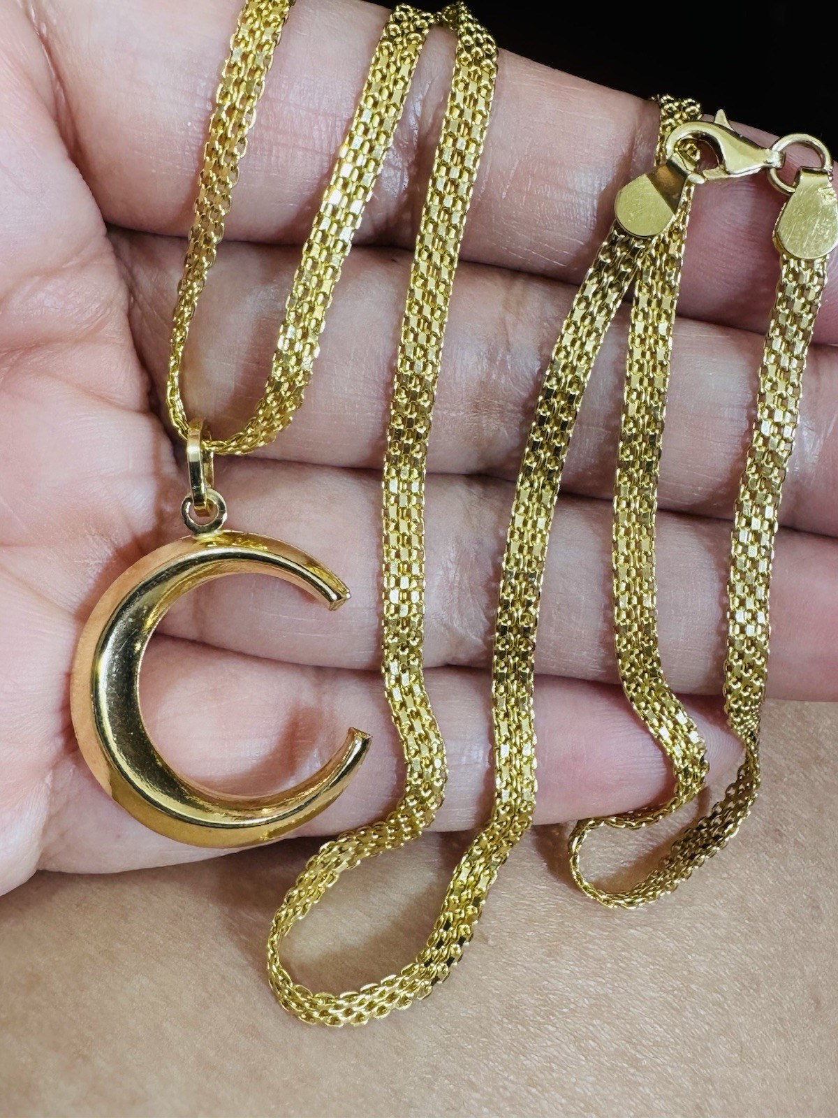 18K 750 Fine Genuine Gold Half Moon/Letter C Necklace 21.6/22” Long 12g 3.8mm
