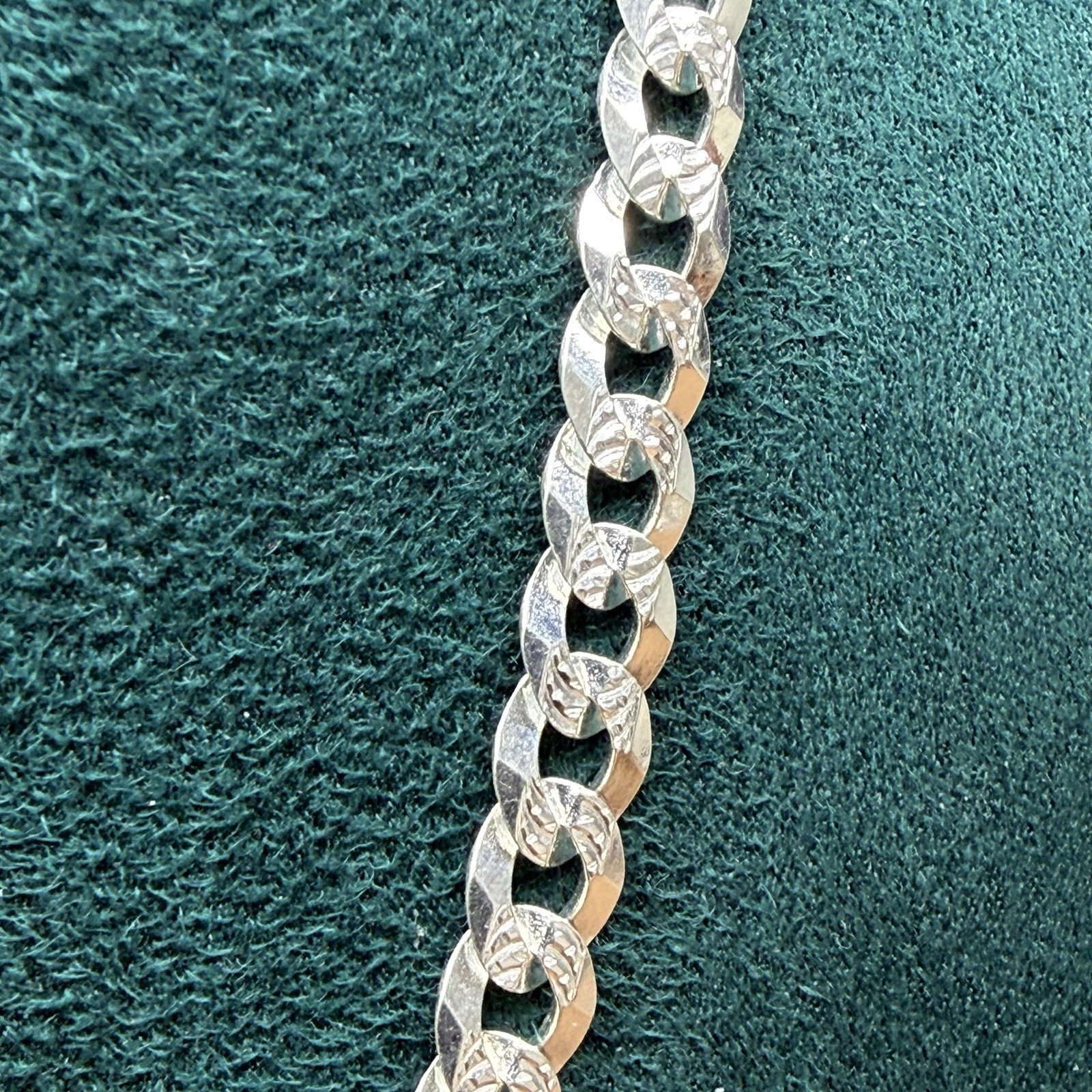 Sterling Silver Diamond-Cut Curb Chain Necklace .925 Italy 20.25” 6.1mm