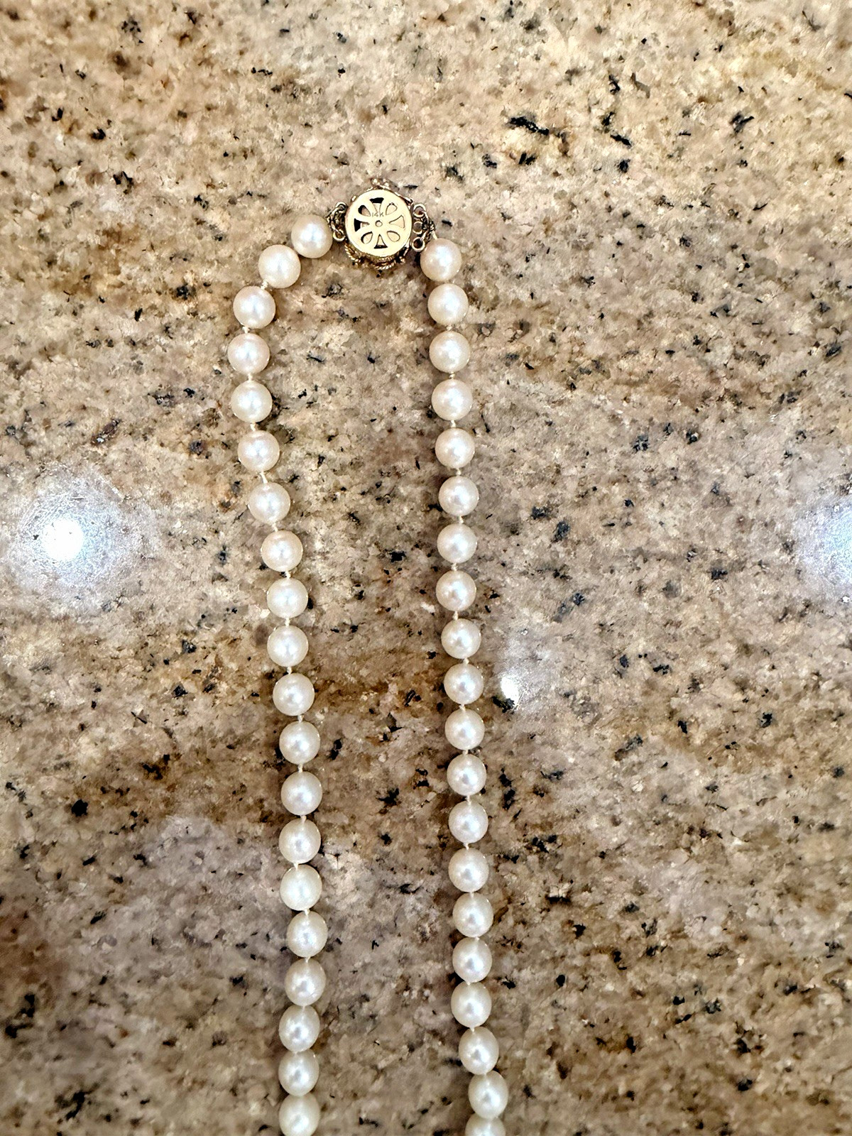 Saltwater Pearls Strand With 14 Karat Gold Amethyst Clasp Vintage Jewelry Nice