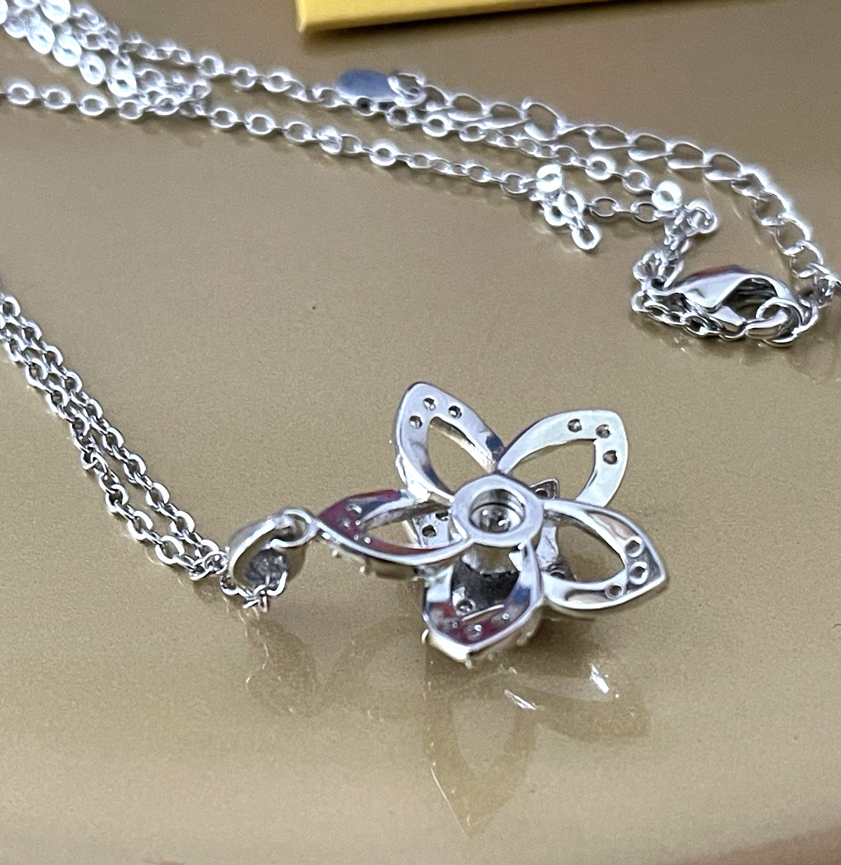 GRA Moissanite 1 CT Floral Pinwheel Turquoise Pendant Necklace NEW