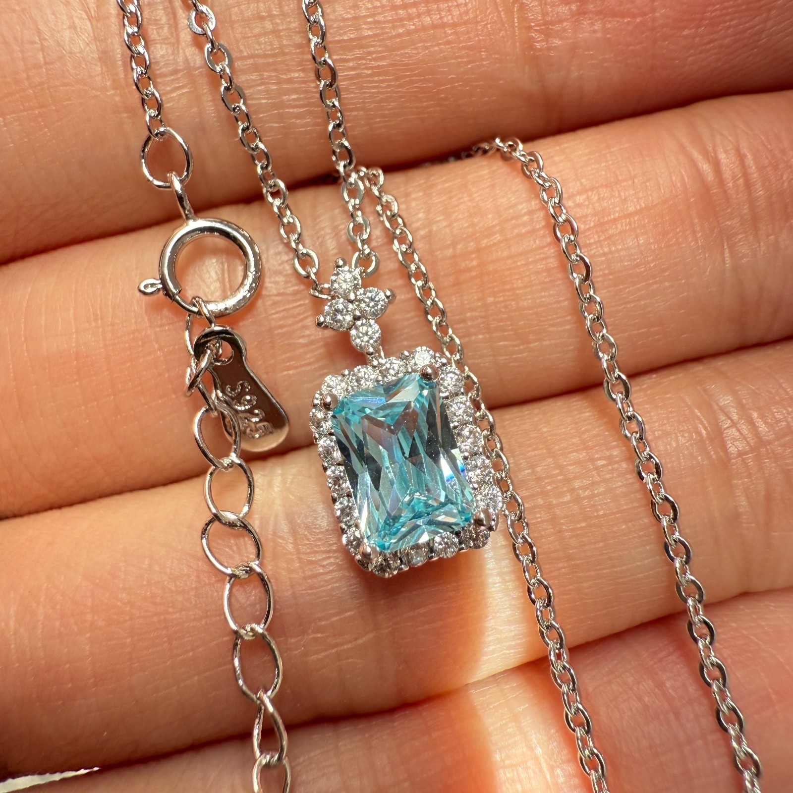 925 Sterling Silver Necklace 7x5mm Natural Aquamarine Birthstone Flower Chain