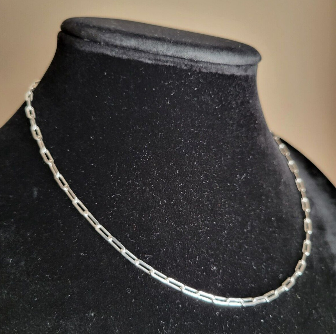 Erick’s Sterling Silver 18 in. long Paper Clip Chain Taxco.925