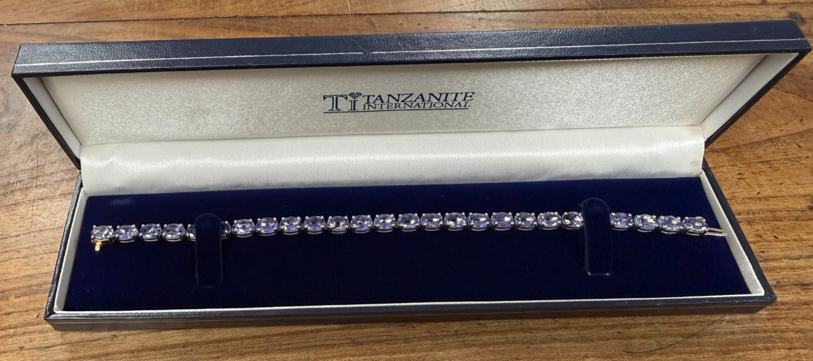 14kt Gold &Sterling Silver 19cts Tanzanite Bracelet W/ Original Box