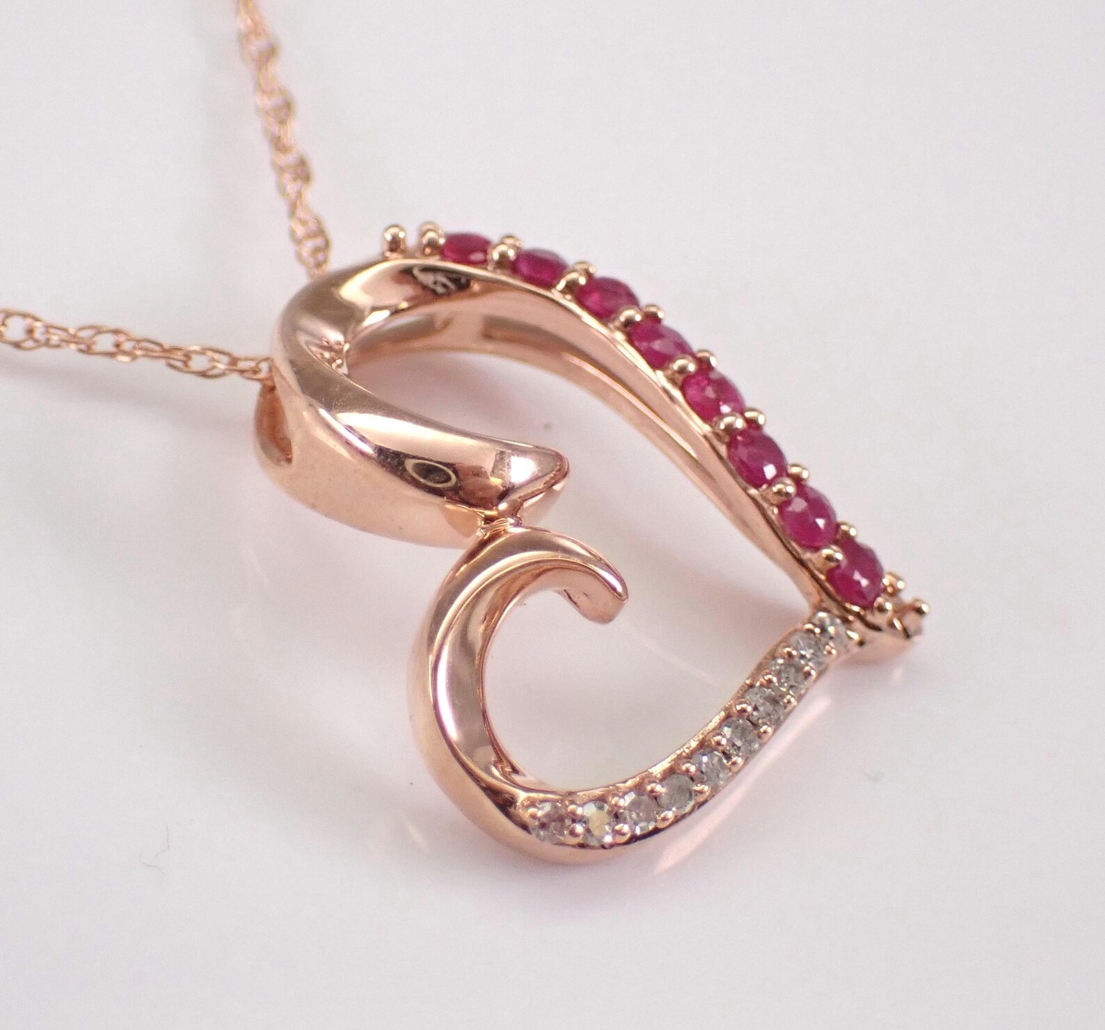 1.40 Ct Round Cut Ruby Moissanite Heart Shape Love Necklace 14K Rose Gold Plated