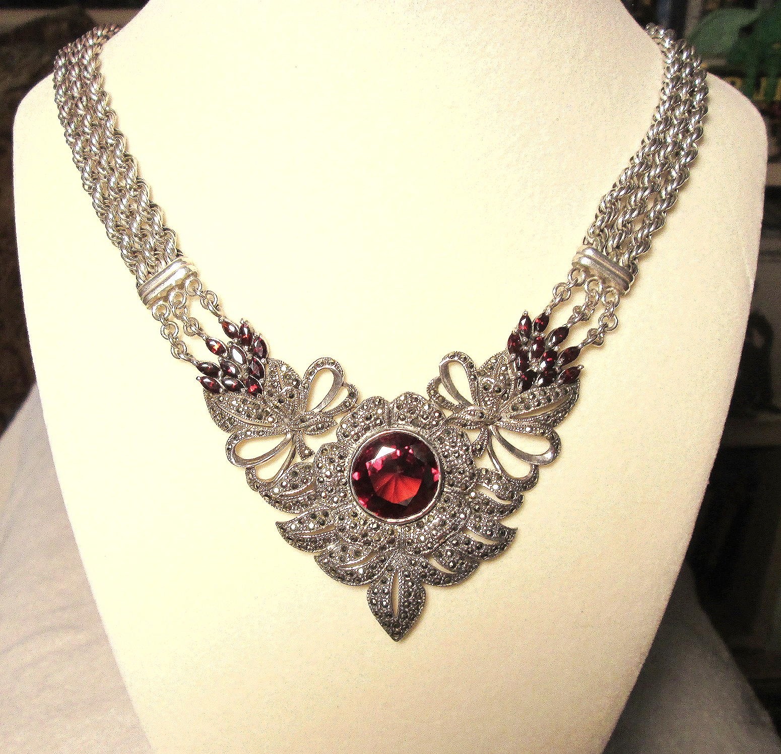 STATEMENT PIECE Sterling Silver Large GARNET MARCASITE Necklace STUNNING 76.7 G