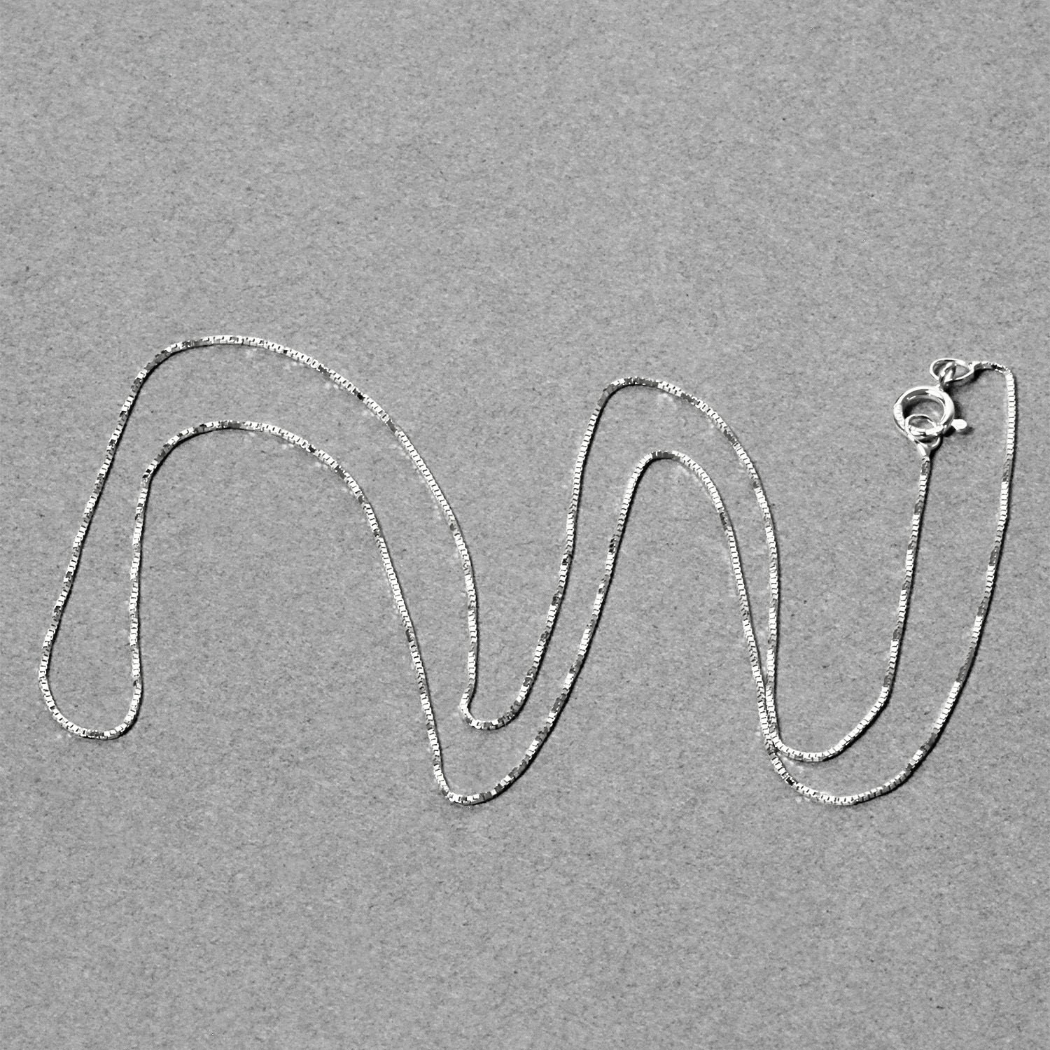Classic Box Chain, 14K White Gold, Sizes 16-20, 0.45 mm, Dainty, Polished