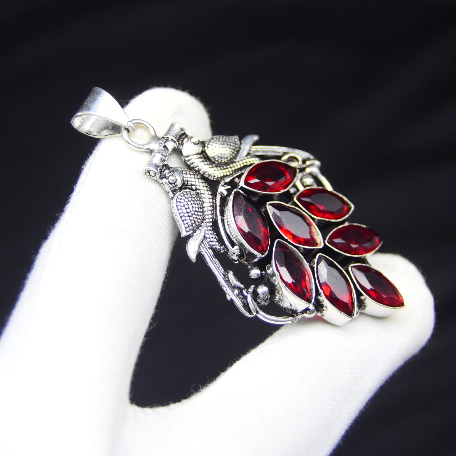 Mozambique Garnet Gemstone Leaf Pendant Handmade 925 Sterling Silver Jewelry