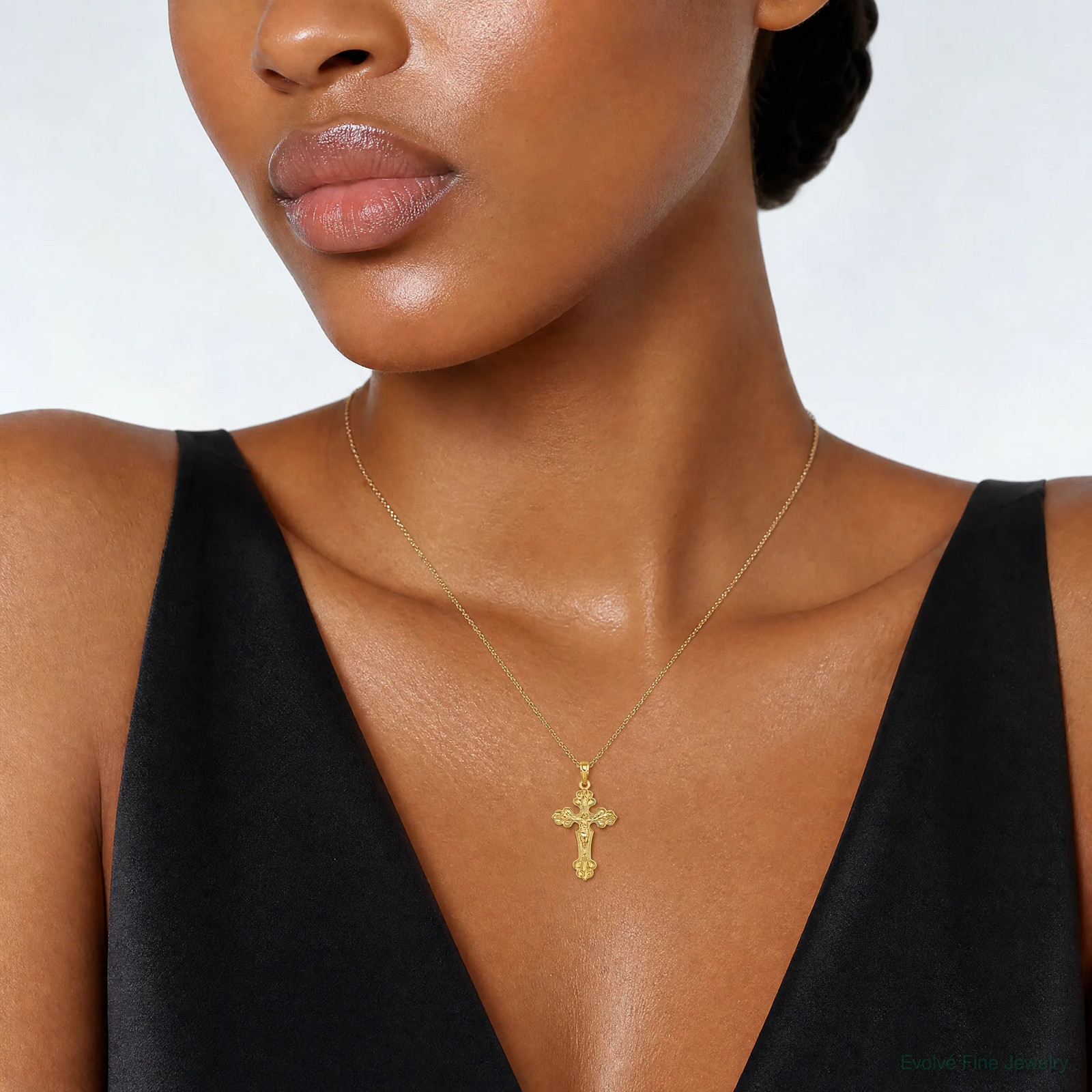 10K / 14K Yellow Gold Diamond-Cut Crucifix W /Fancy Tips Charm