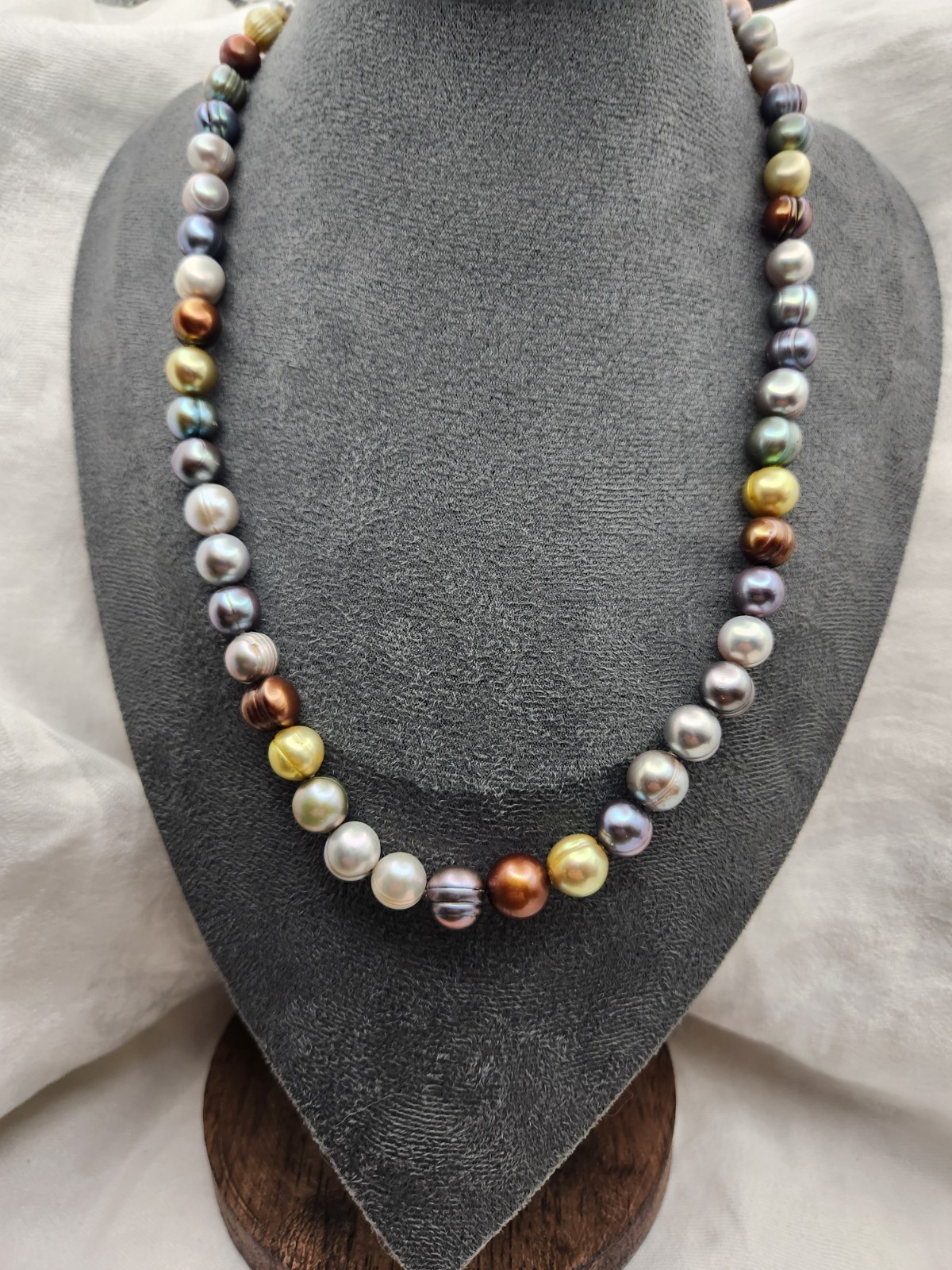 Honora Multicolor Round Pearl Beaded Strand Necklace Signed 925 Box Clasp 18″