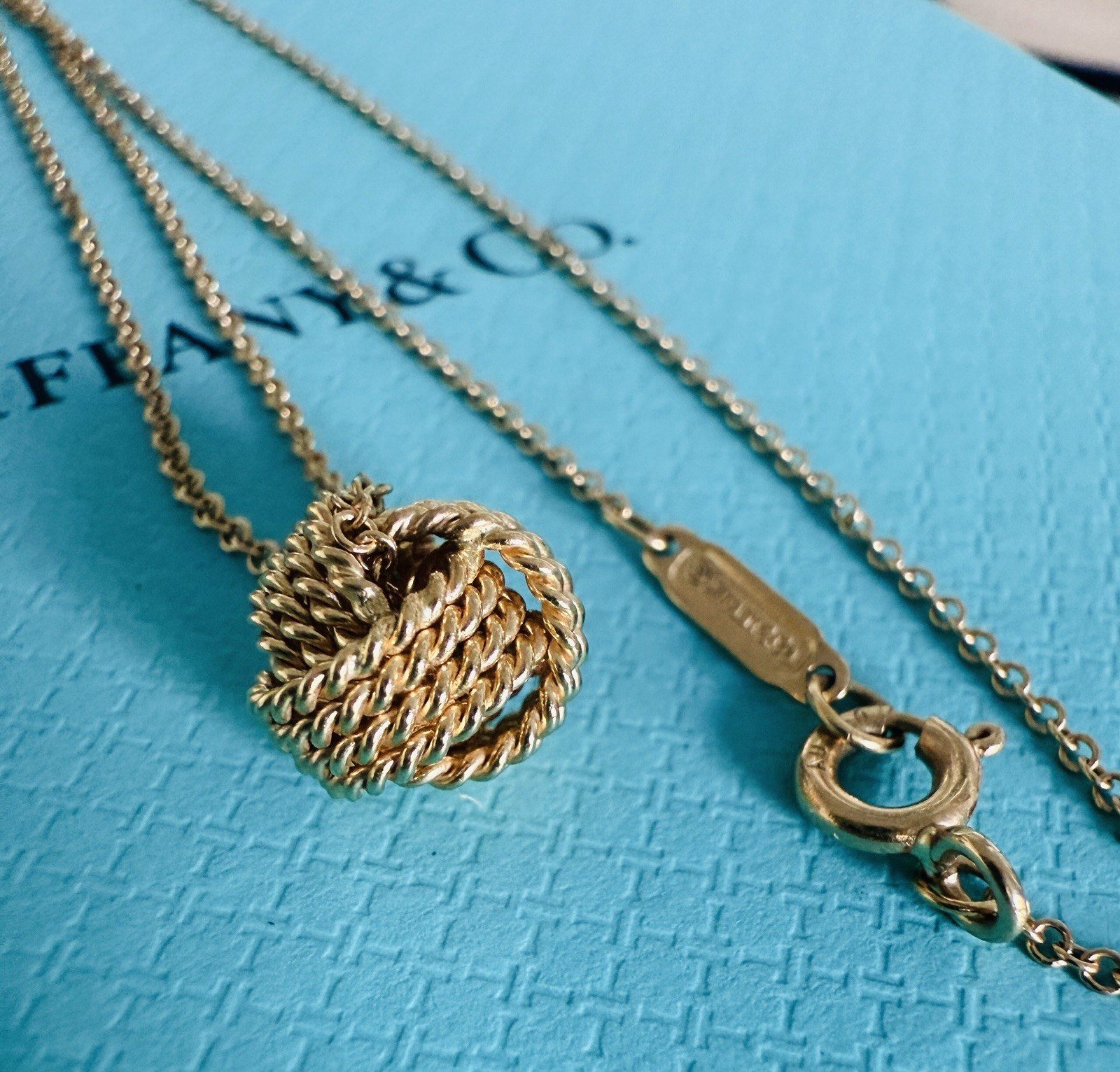 Tiffany & Co 18k Yellow Gold Mesh Twist knot Bead Ball Necklace 16”