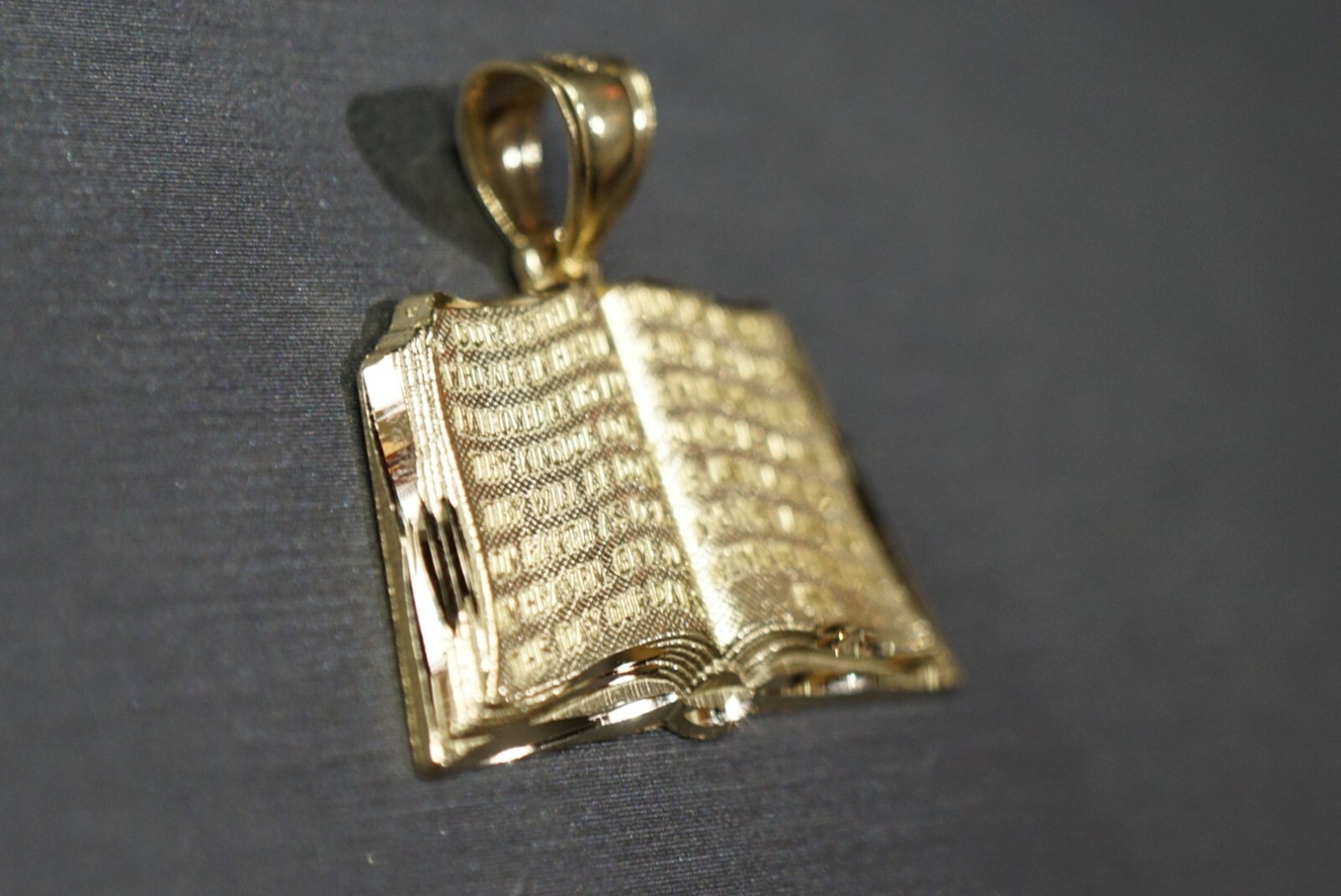 10K Solid Yellow Gold 1″ Holy Bible Charm Pendant. Men Women Children