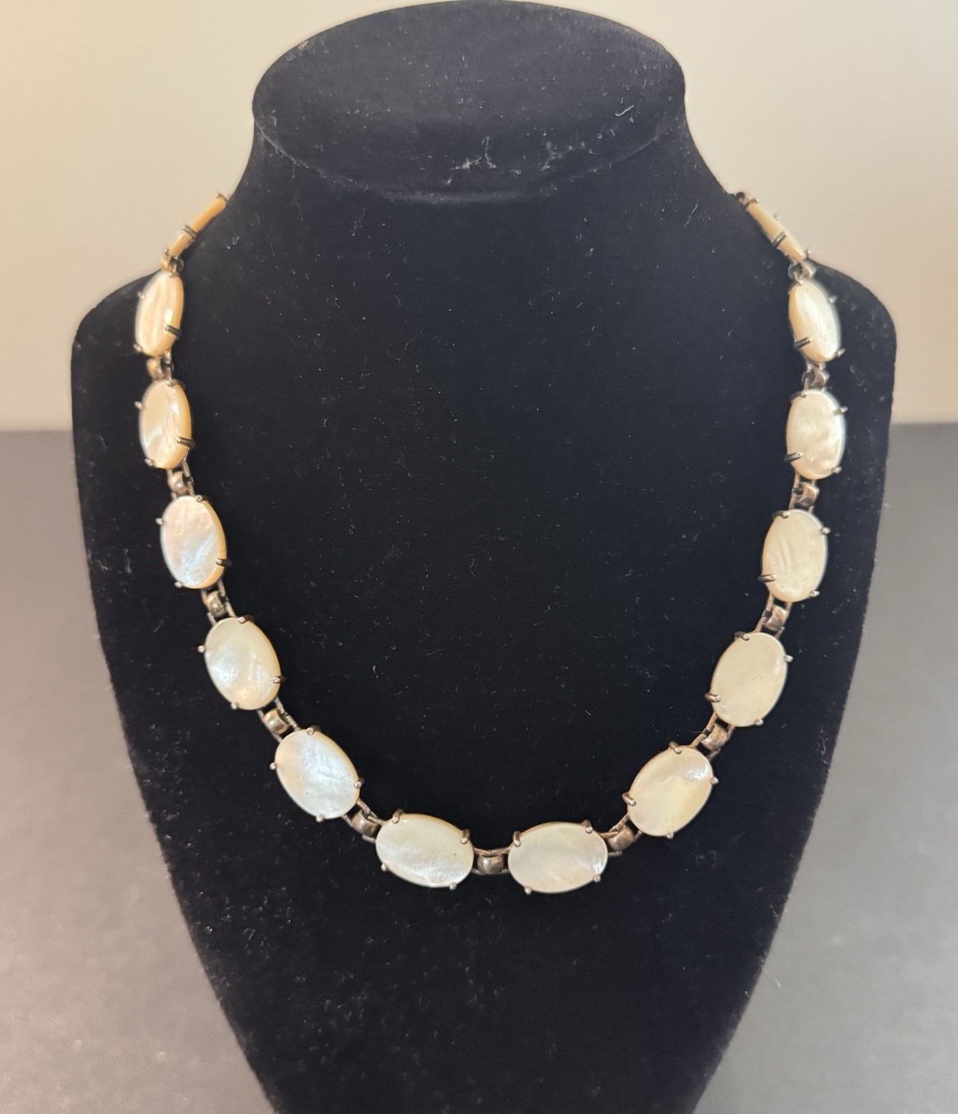Mother of Pearl Shell – Sterling Silver 925 Necklace – 18.25″