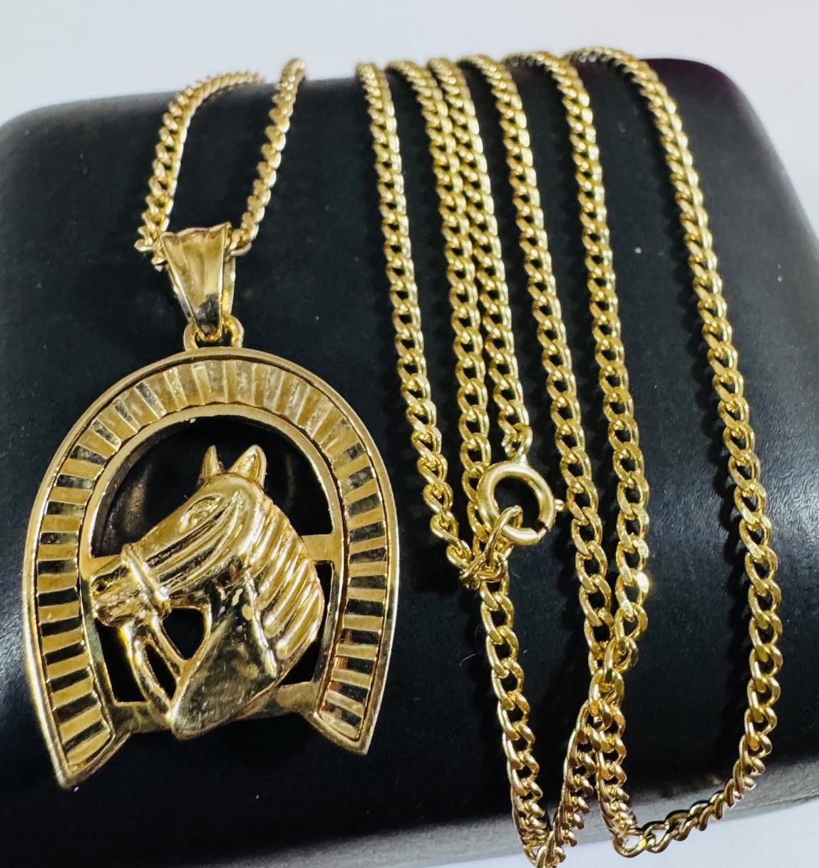 Rare 18K 750 Fine Genuine Gold Horseshoe Set Necklace 24”/23.5” Long 9.83g 2.2mm