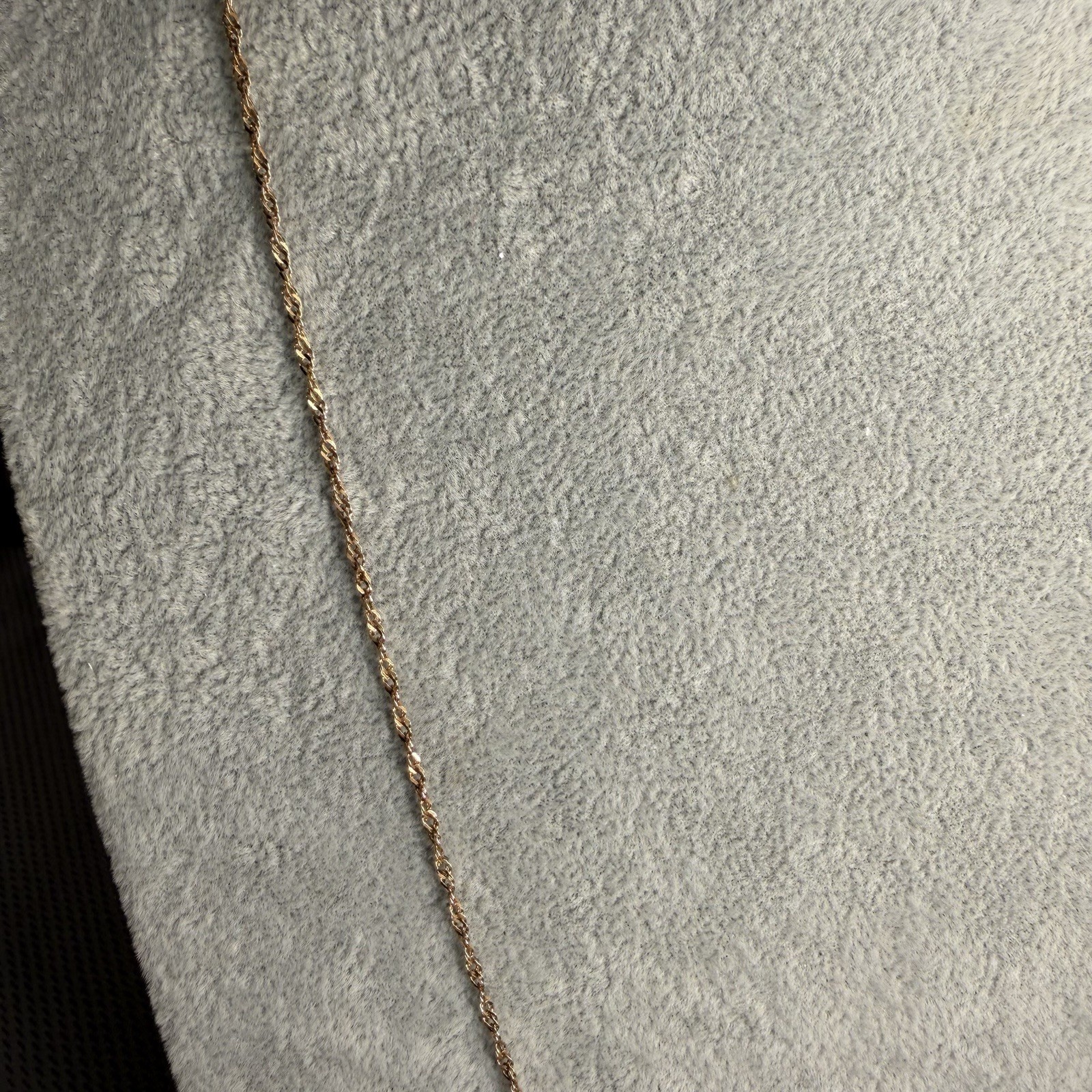 14K Yellow Gold Singapore Chain Necklace 24″ Italy Slim 1.44mm Twist 3.01g