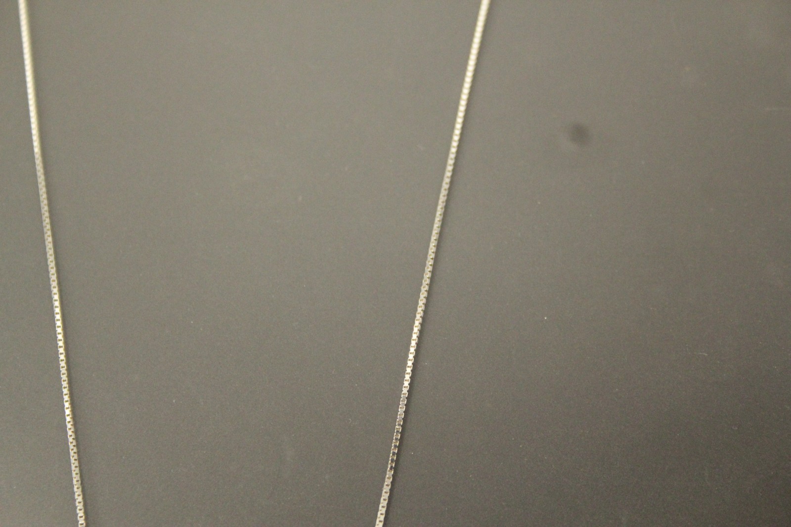 925 Sterling Silver Thin Box Chain 18 1/2 Inches 1.8 Grams (NEC5779)