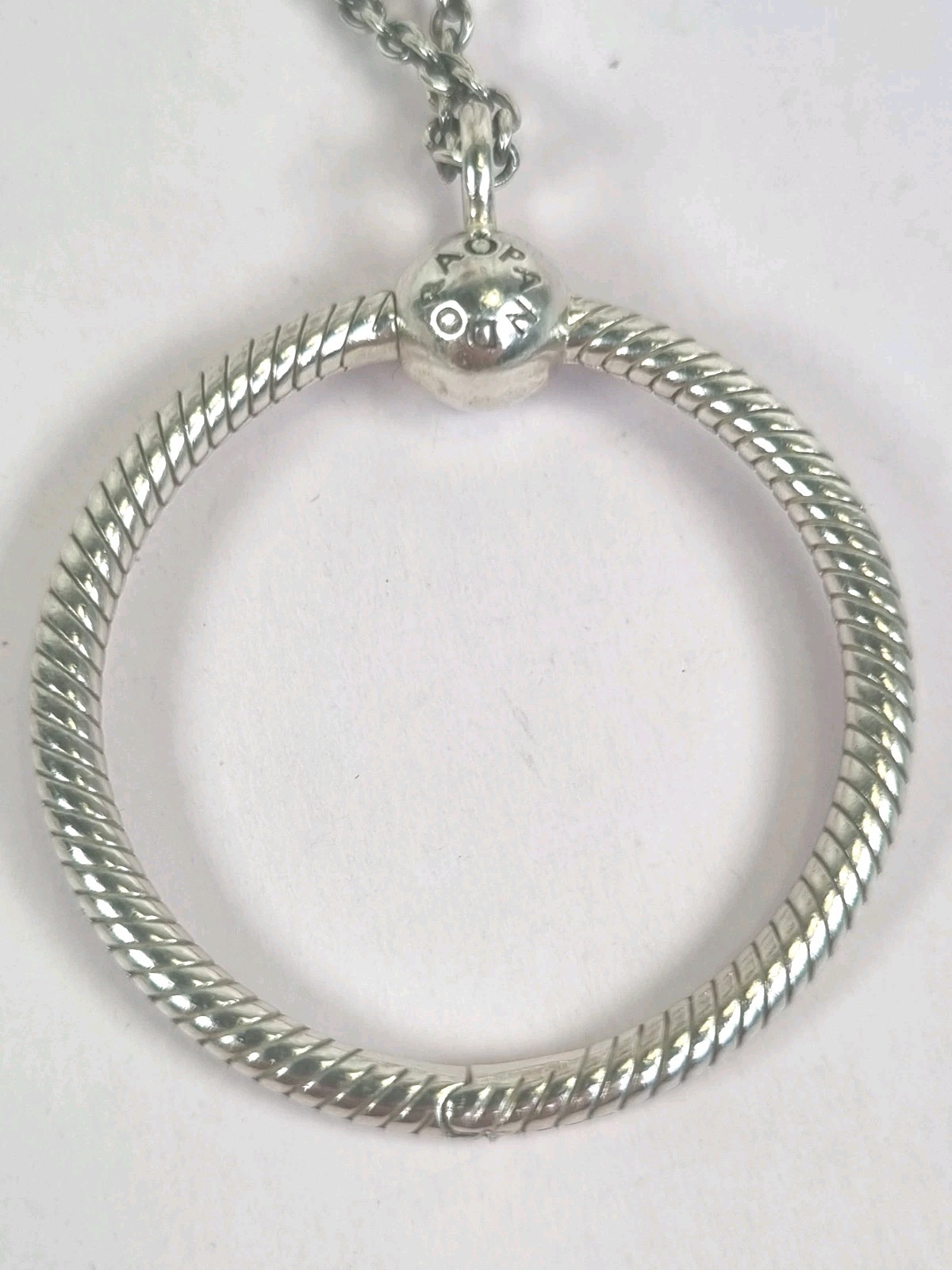 Pandora Moments Medium’ O ‘ Pendant Necklace , Excellent With Packaging, 50cm