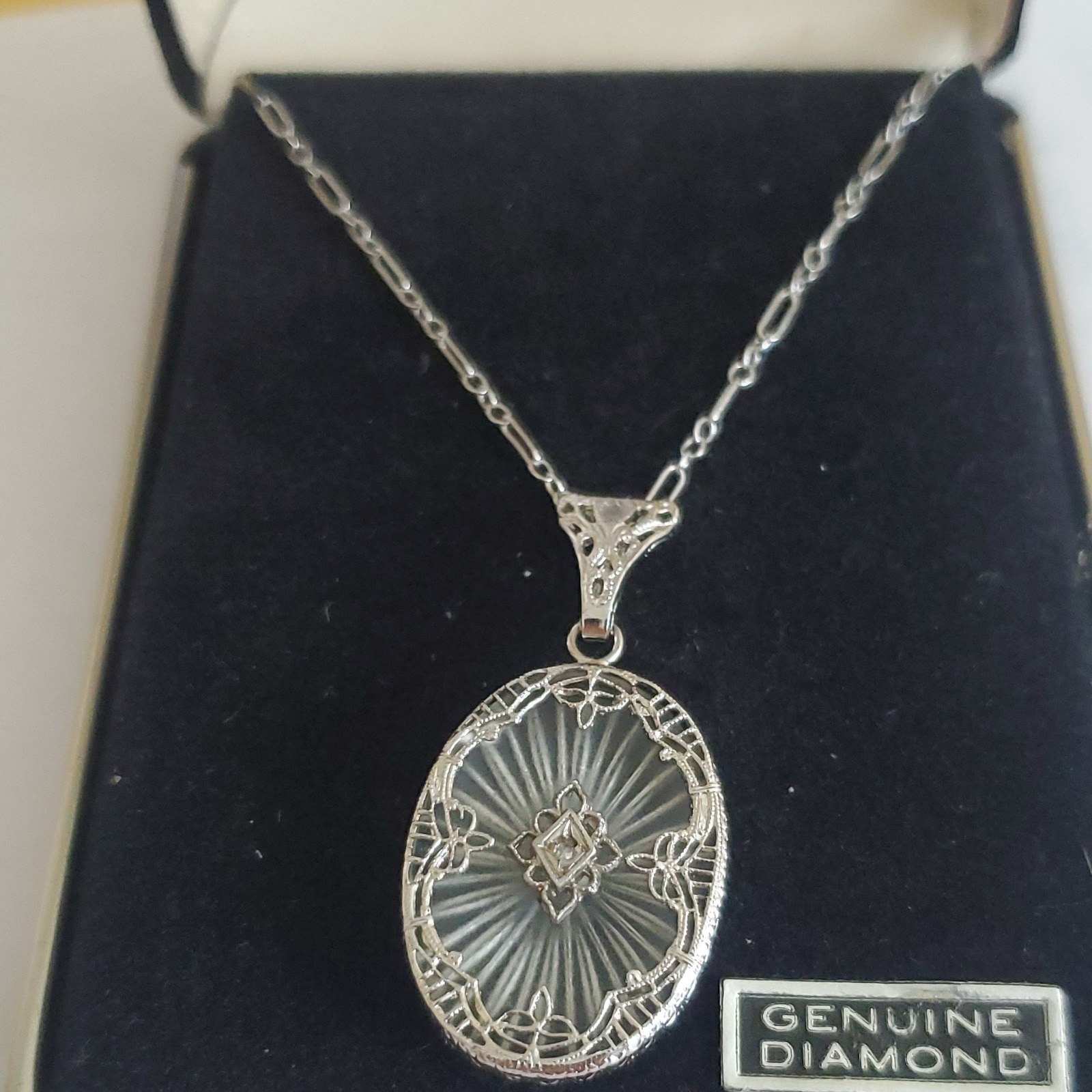 Heirloom 173 Sterling Silver 925 White Diamond Oval Pendant Necklace Oval Link