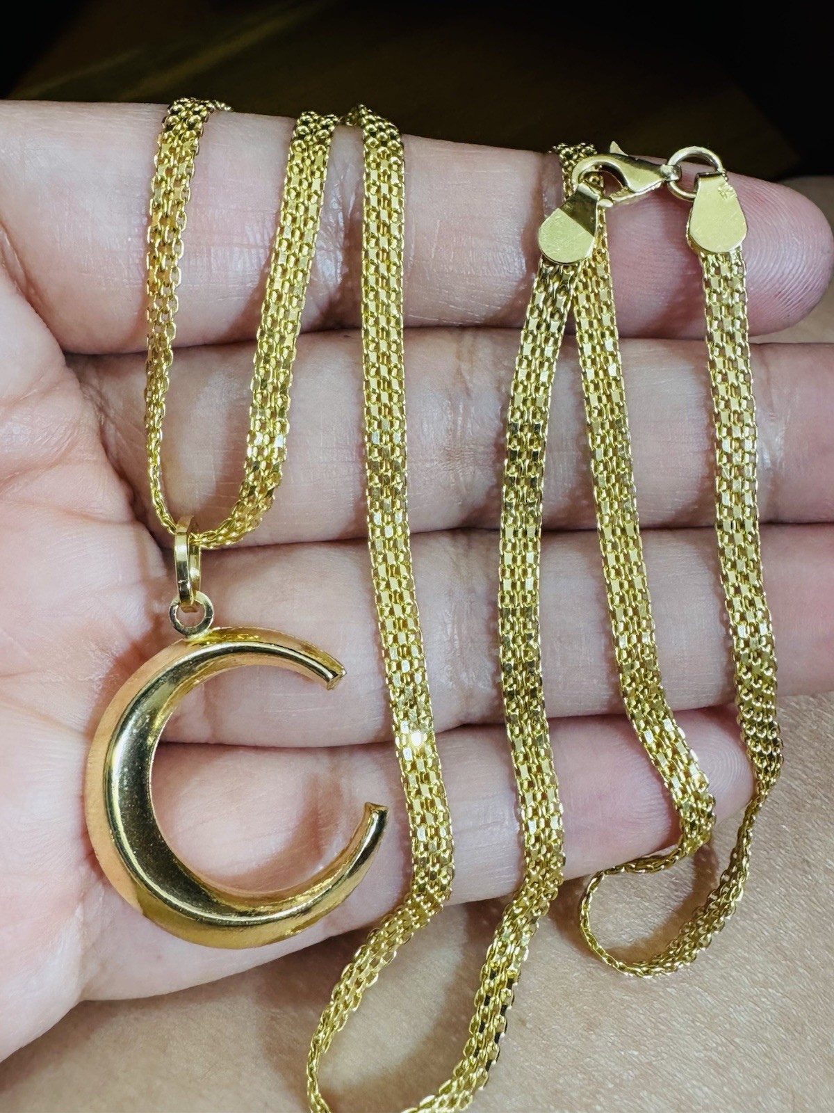 18K 750 Fine Genuine Gold Half Moon/Letter C Necklace 21.6/22” Long 12g 3.8mm
