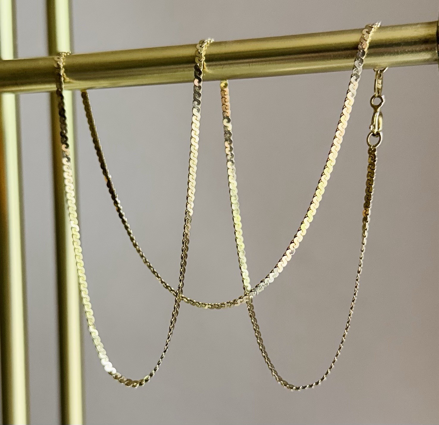 Vintage 14K 585 Yellow Gold 17 In. 1.5mm Serpentine Chain Necklace Unisex 3.4g