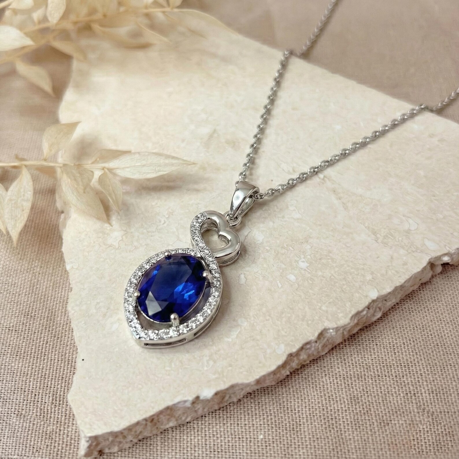 4.50 Ct Oval Cut Natural Sapphire Diamond Gorgeous Pendant 14K White Gold