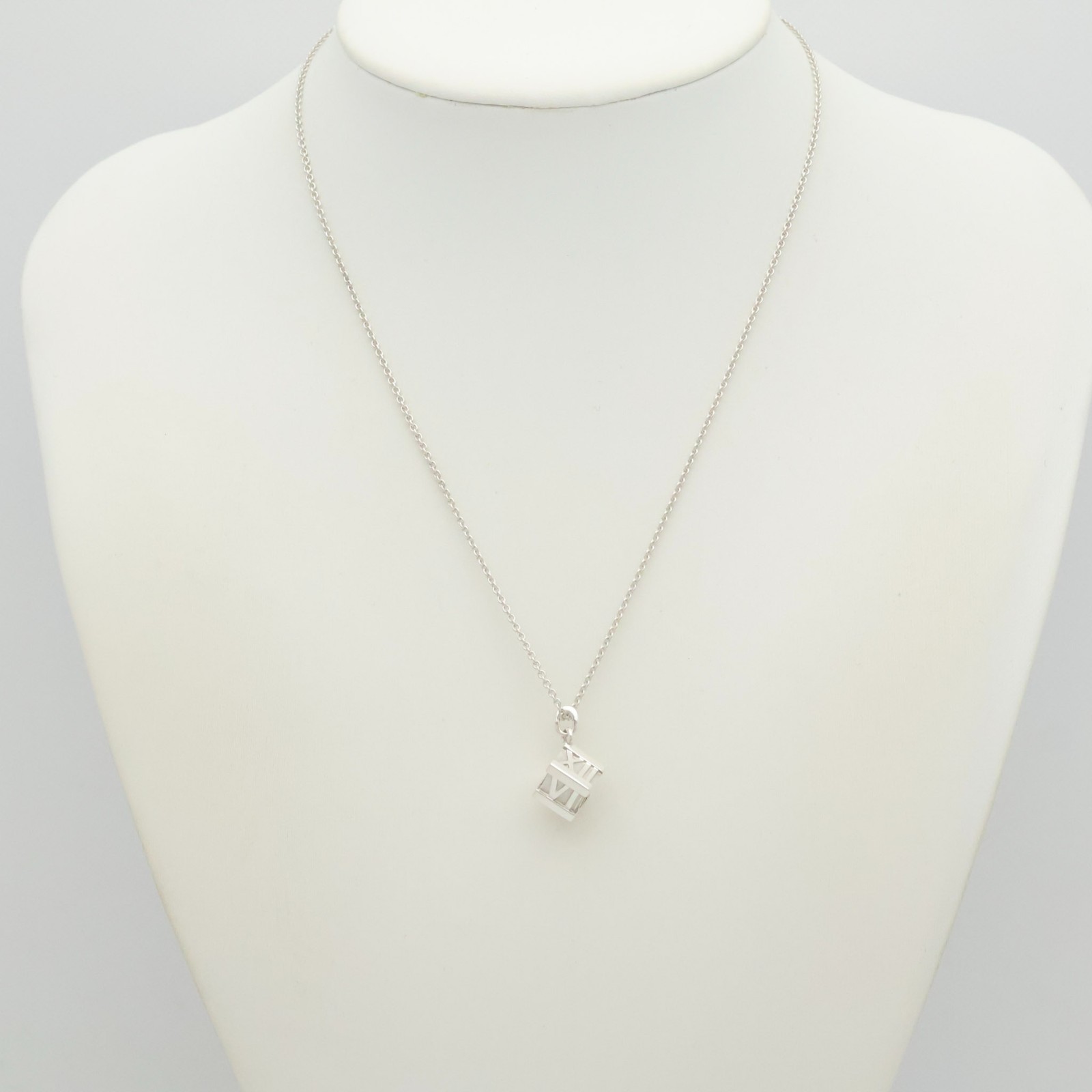 Authentic Tiffany & Co. Atlas Cube Pendant Necklace 16.8″ Silver 925 w/Pouch