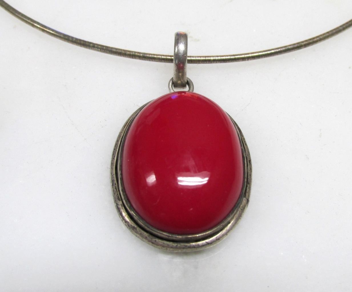 Unknown Red Stone Sterling Silver Pendant w/ 16″ Sterling Chain ~ 19.8g ~ 2-K182