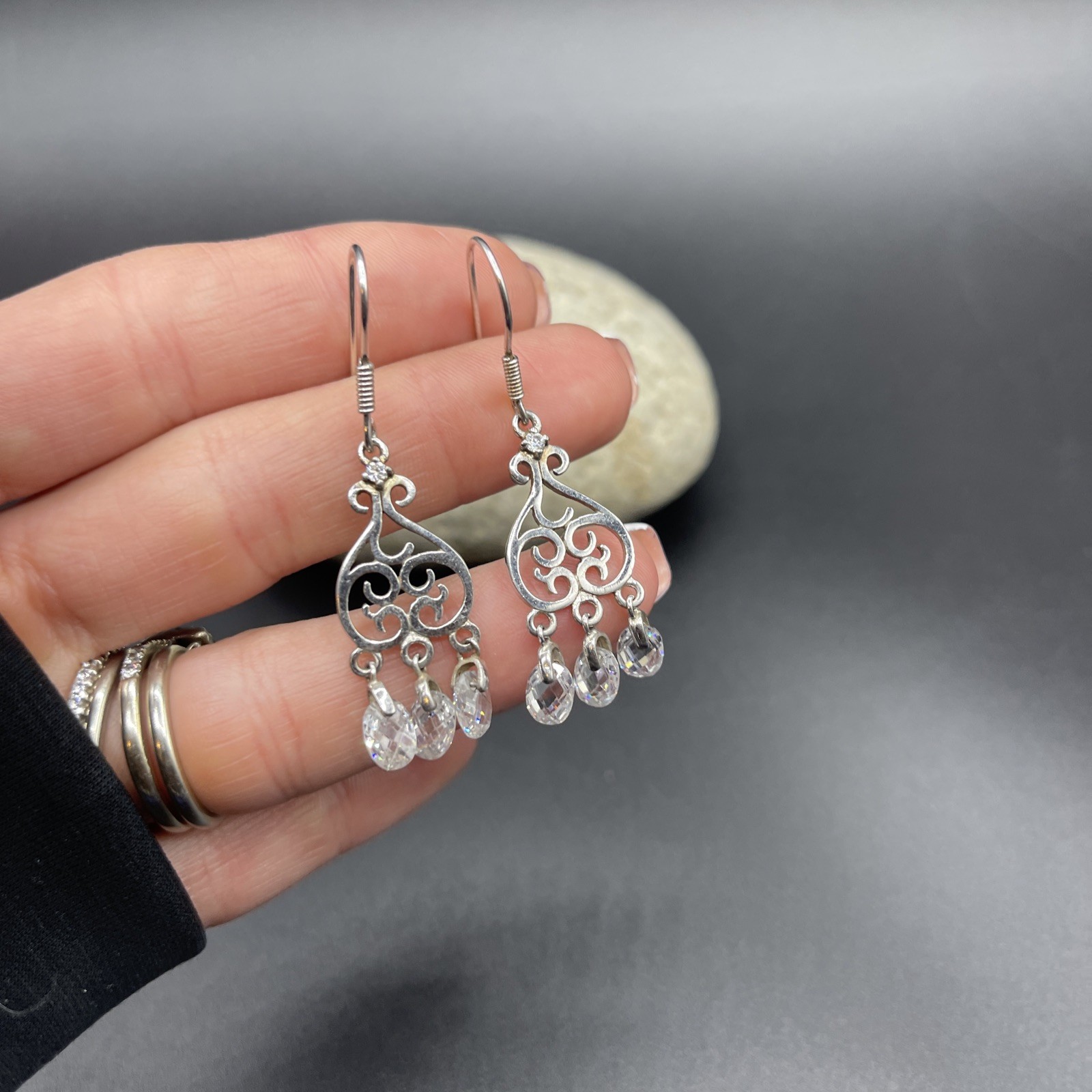 Stunning 925 Sterling Silver Dangle Earrings **A MUST SEE BEAUTIFUL** #I190