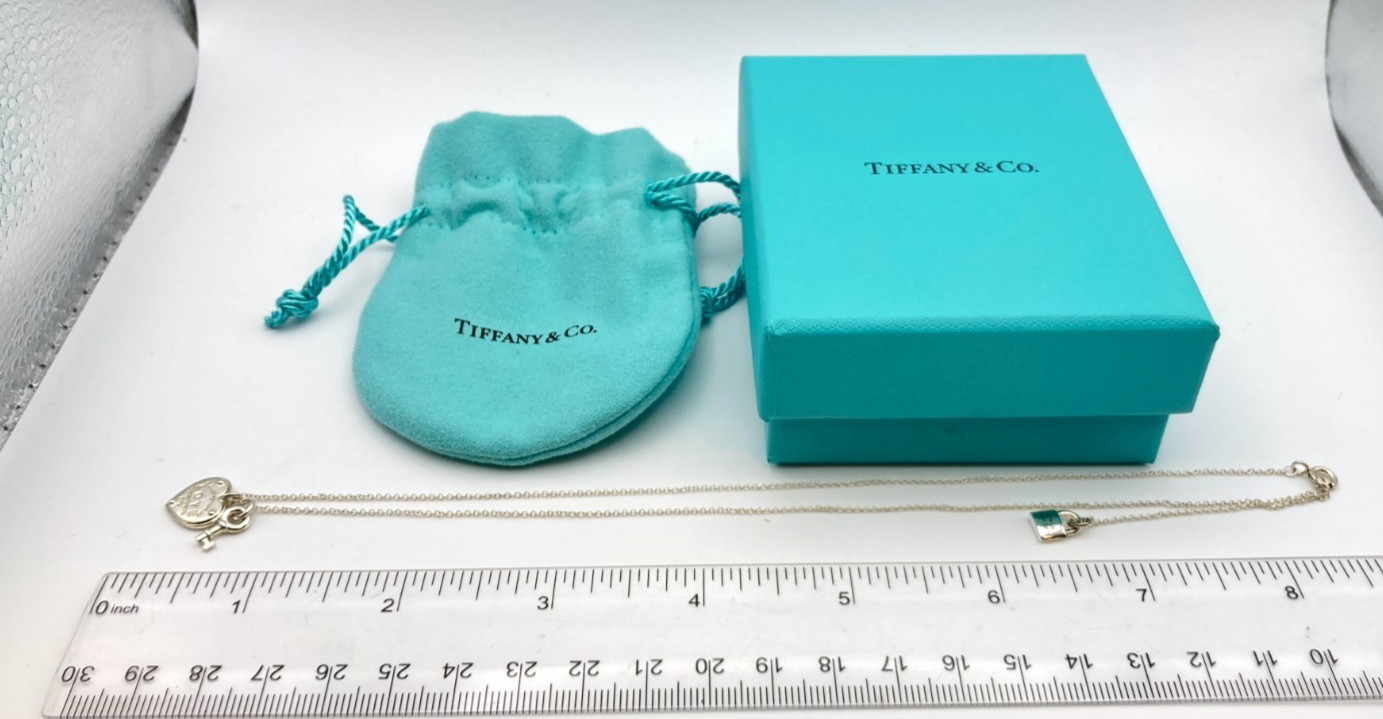 Tiffany & Co. Return to LOVE Heart Tag Key Padlock 3.9g Necklace 16-18″ silver
