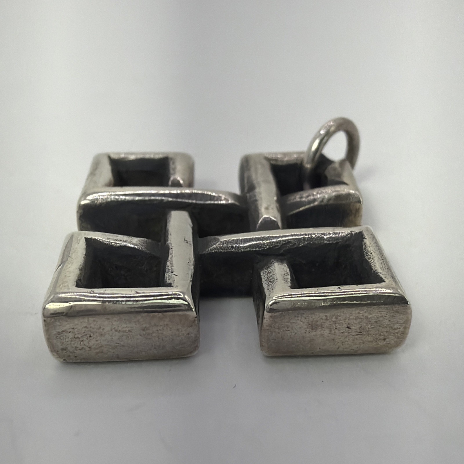 Retired James Avery Sterling Silver Celtic Square Shield Knot Pendant NOS