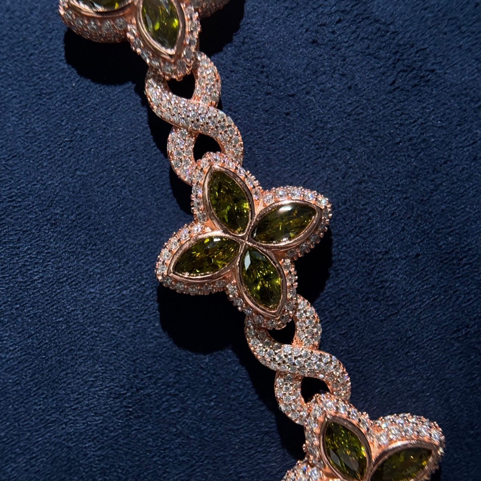 Moissanite Flower Chain 925 Silver 14K RoseGold Olive Green VVS Iced Out 22″ GRA