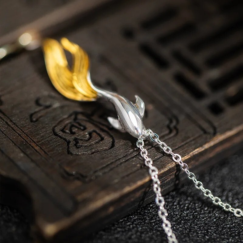 925 Sterling Silver Lucky Koi Fish Pendant Necklace – 18″ Chain