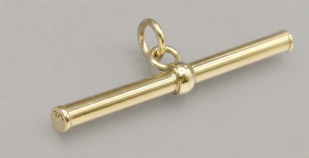 9ct Yellow Gold 30mm Round T-Bar Pendant WITHOUT CHAIN
