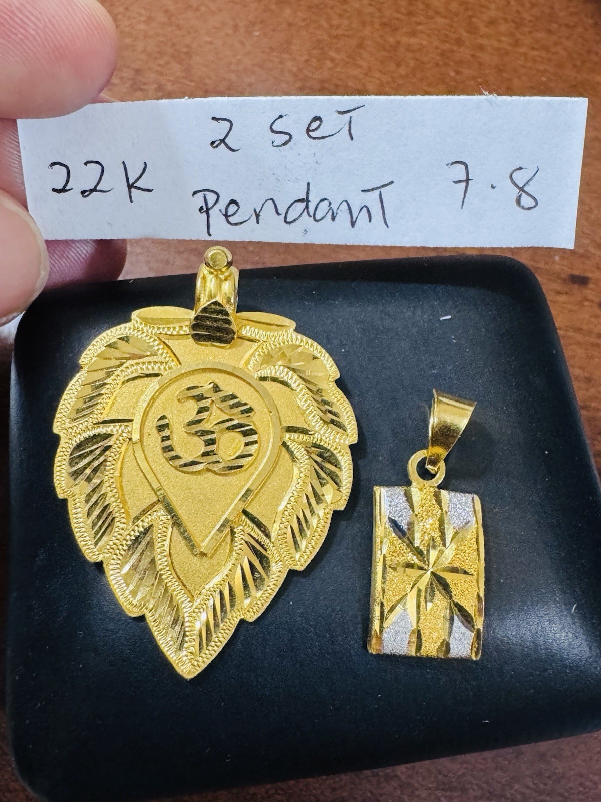 22K 916 22C Real Gold Two Set of Pendant 1 x Heart & 1x Rectangle 7.8g WOMENS