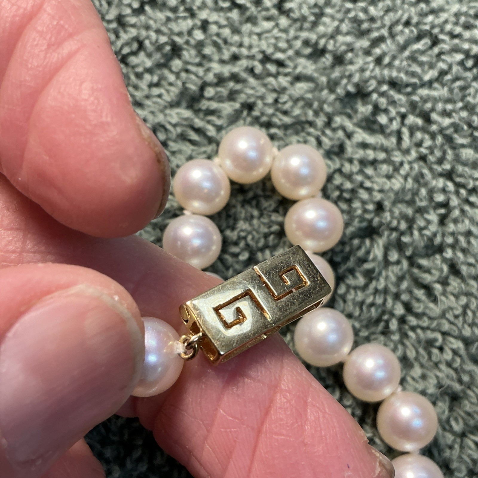 VINTAGE 14 K GOLD 18 INCH PEARL NECKLACE ,@ 7.5 – 8 MM EXCELLENT CONDITION